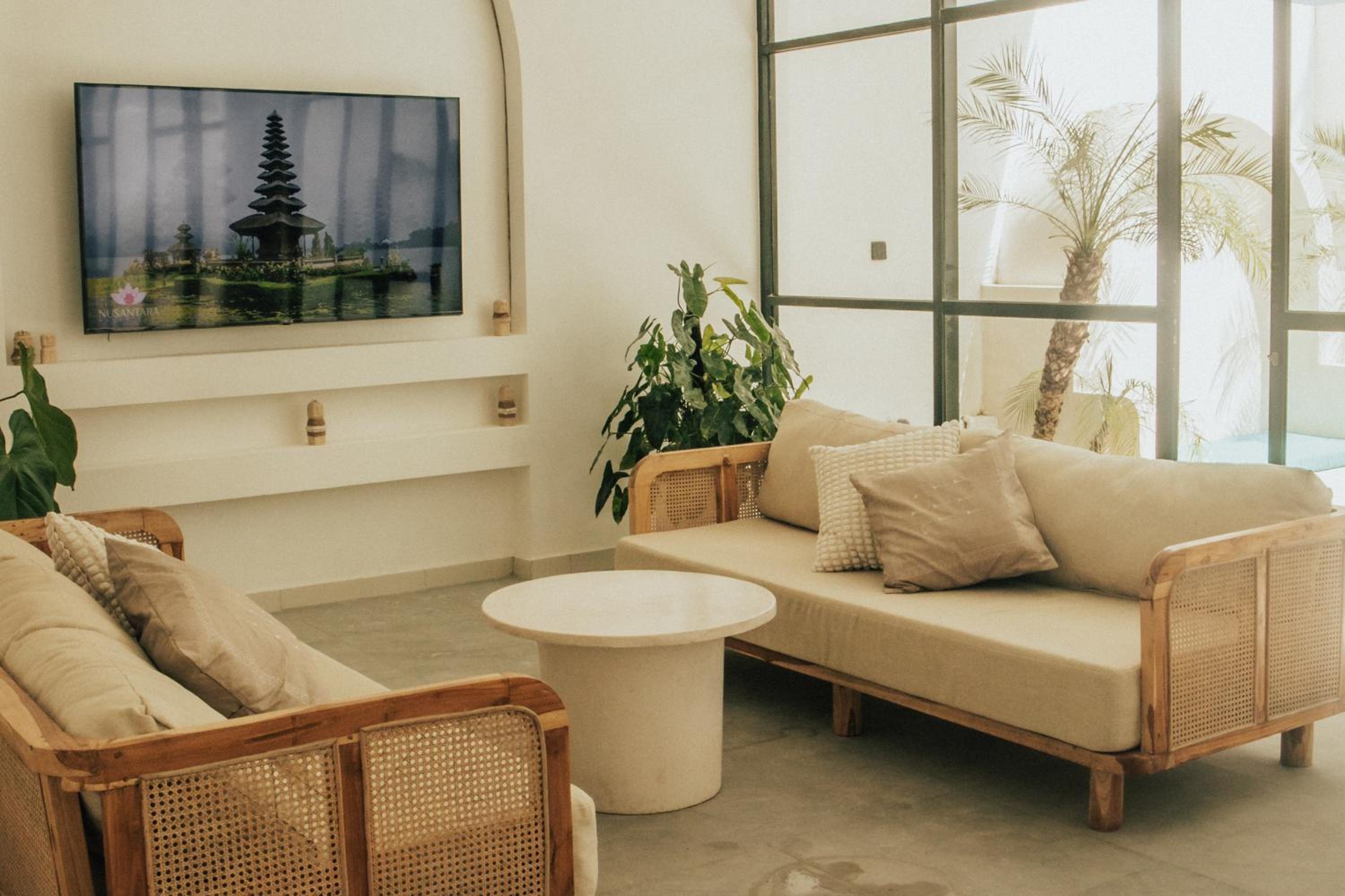 Three-Bedroom Villa photo 1