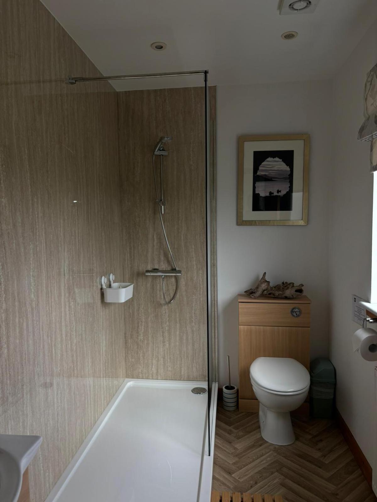 Four-Bedroom Luxury Apartment photo 2