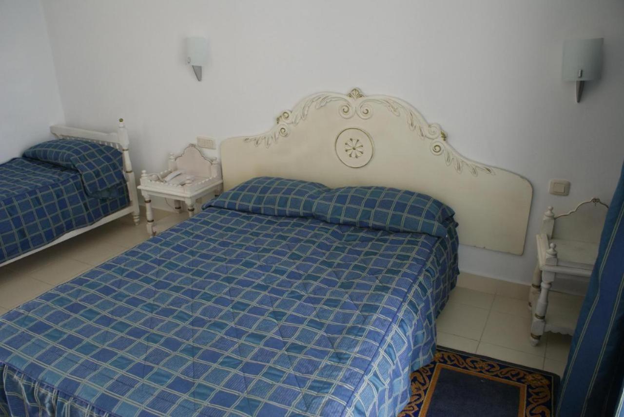 Double Room - Photo 2
