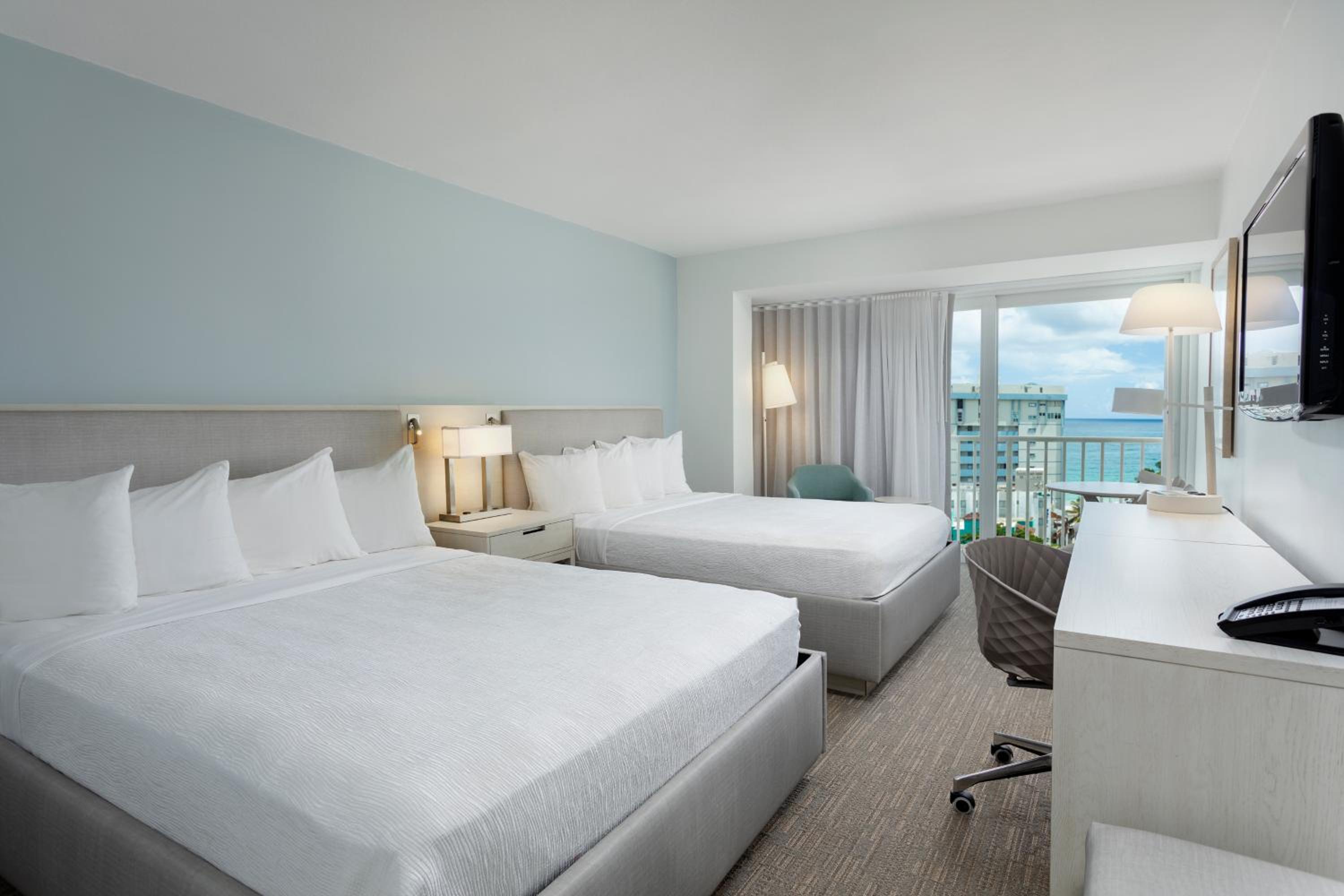 Oceanview Queen Room with Two Queen Beds - Blue Tower - Photo 2