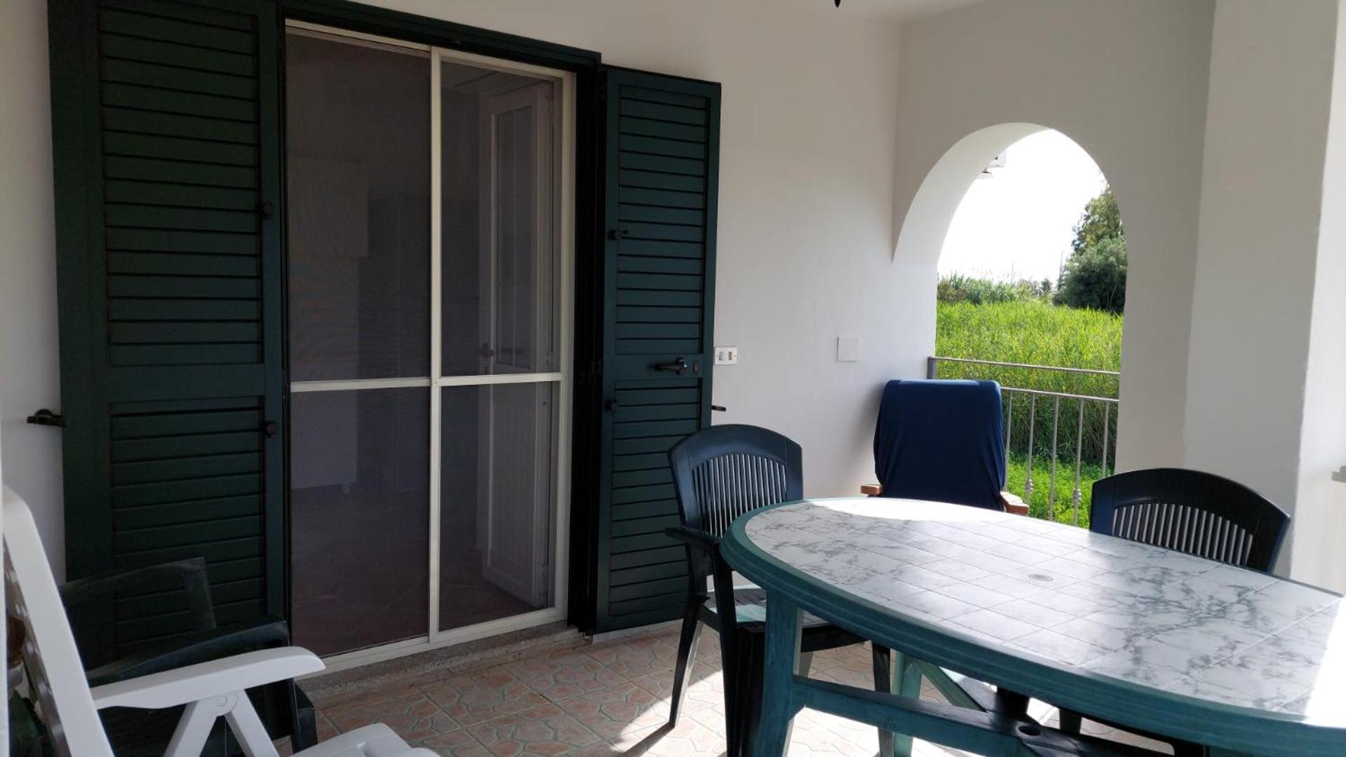 One-Bedroom Apartment with Terrace photo 2