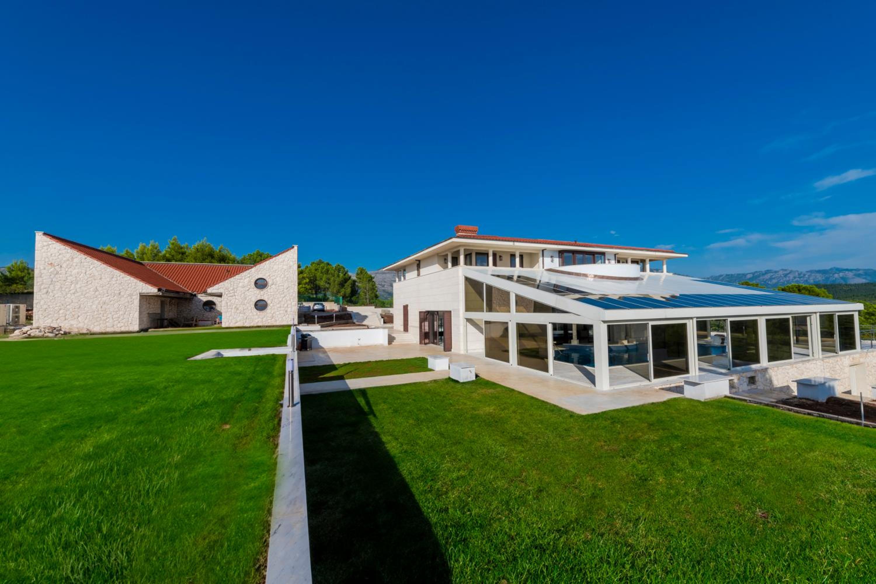 Villa With Sea View photo 3