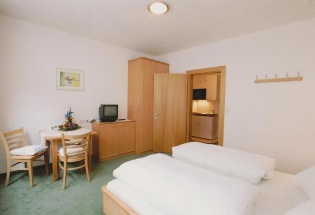 Standard Studio with Limited View photo 1