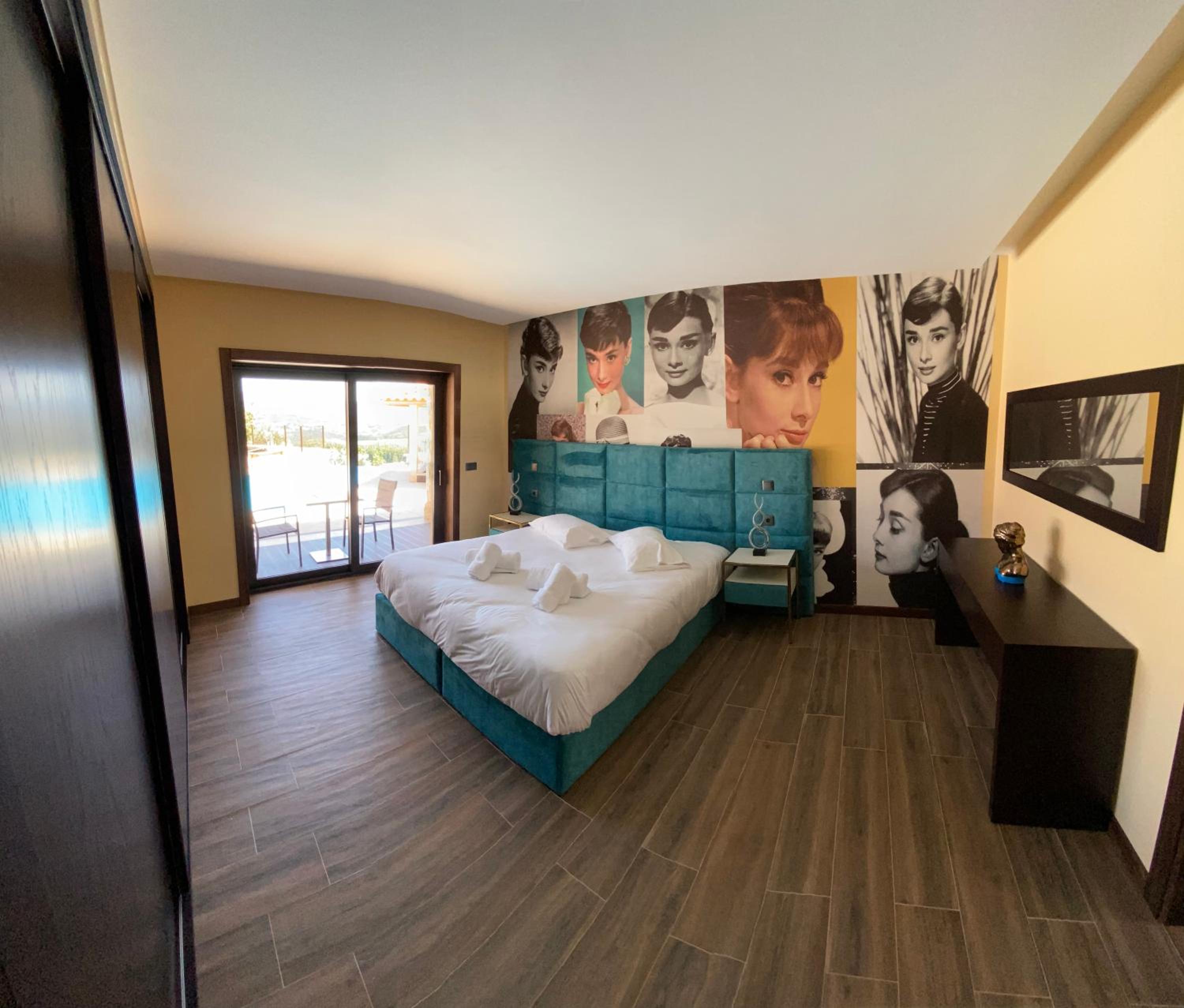 Double Or Twin Room With Private Bathroom photo 1