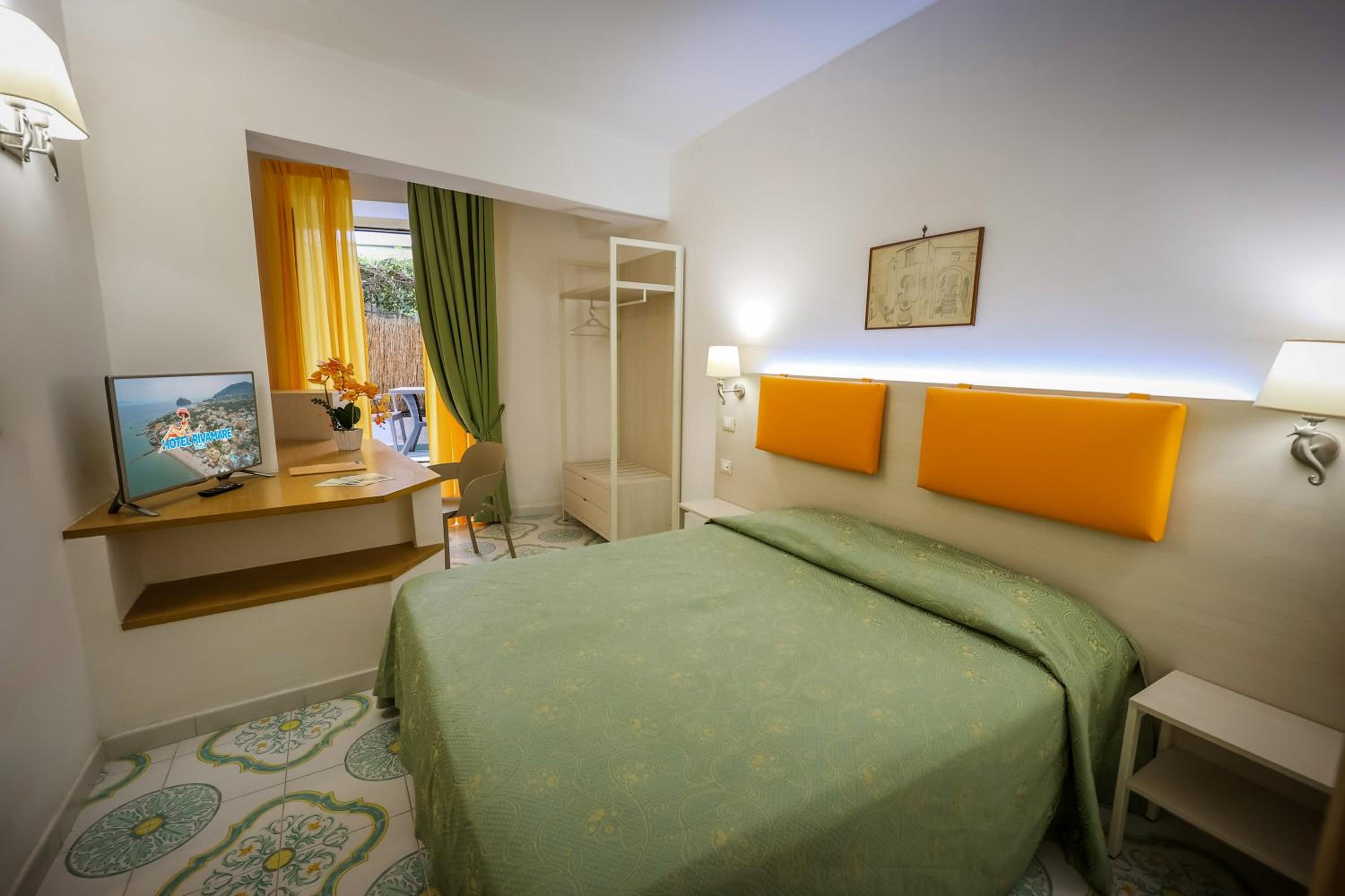 Economy Double Room - Basement - Photo 1