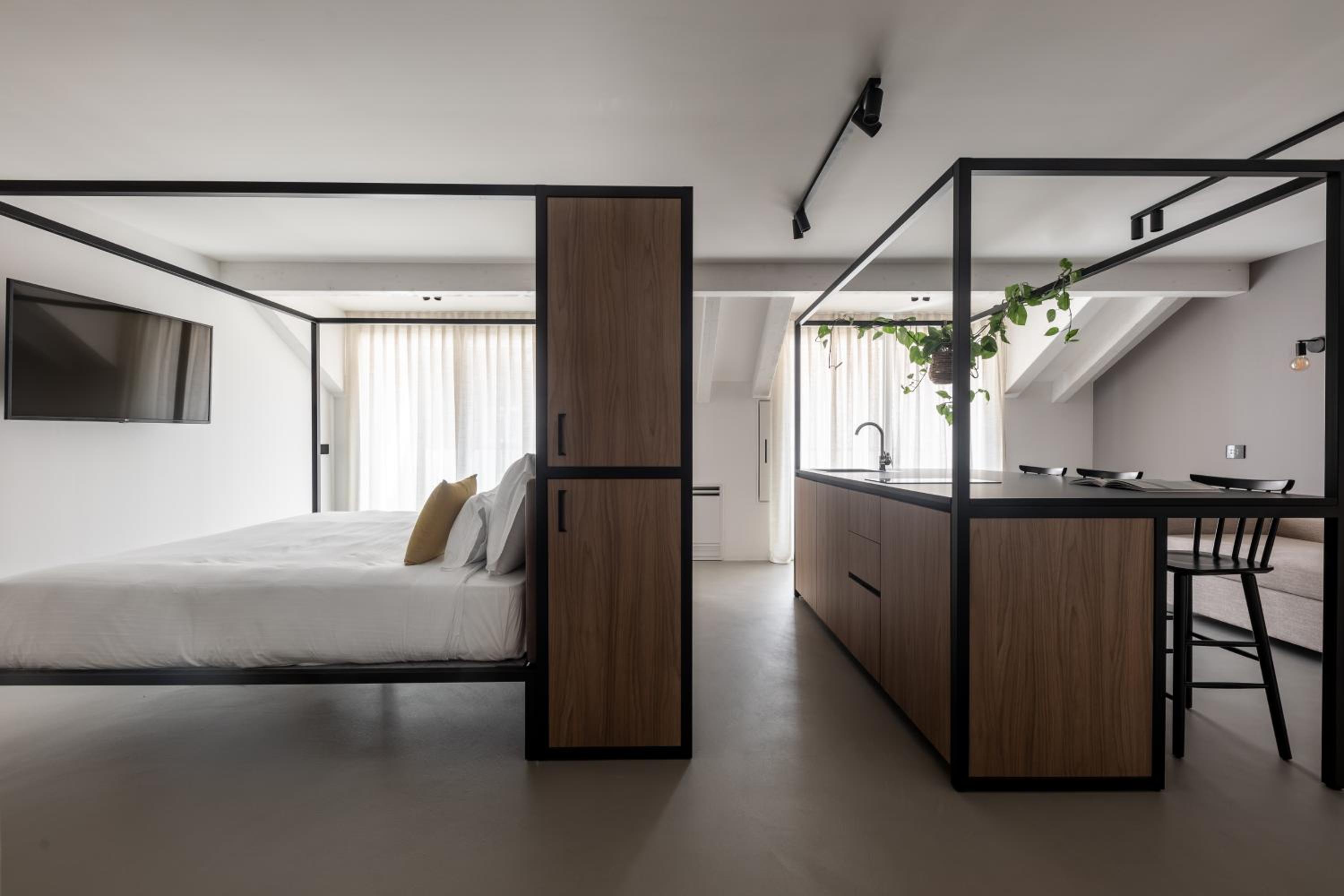 Superior Apartment