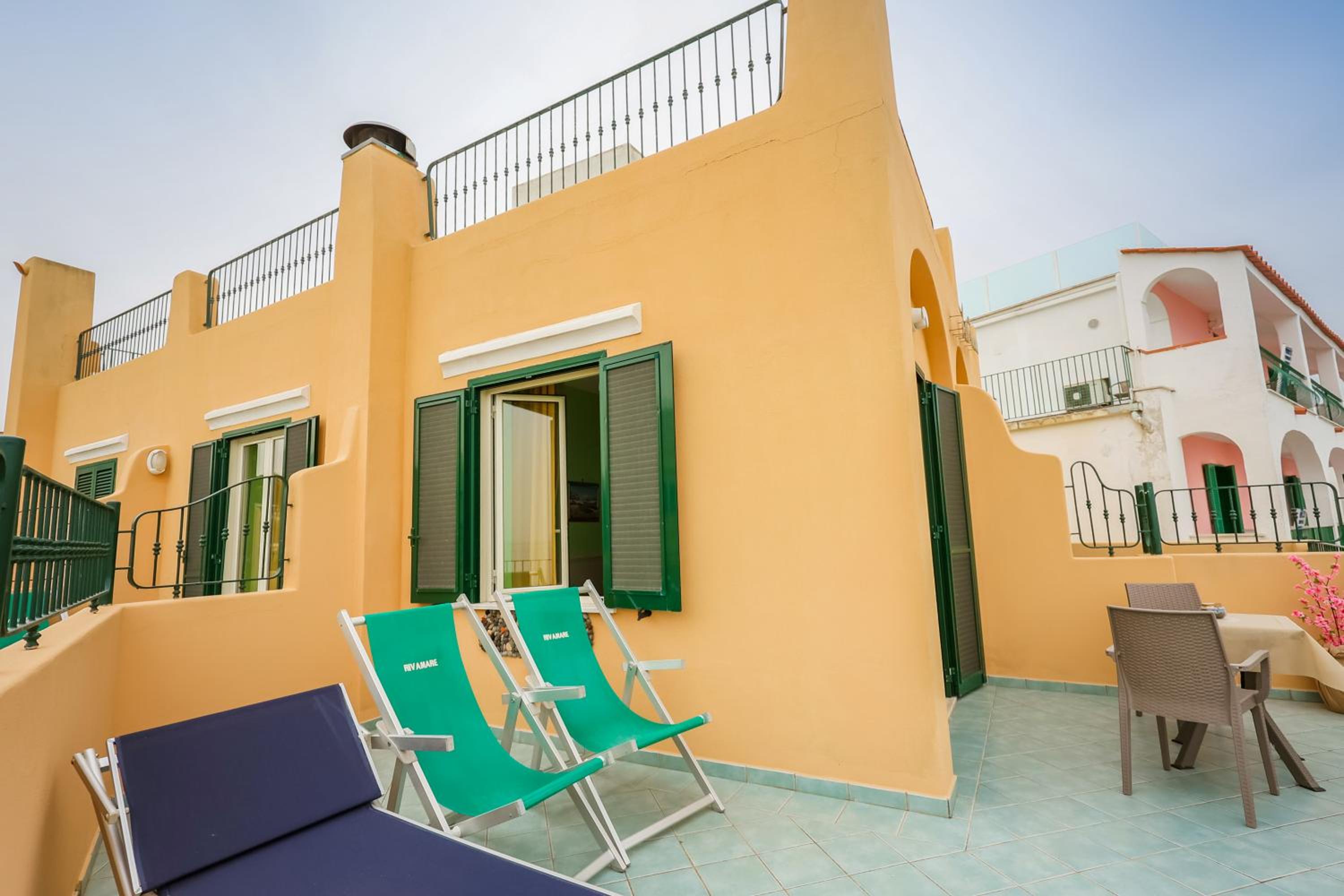 Double Room with Terrace - Sea View - Photo 3