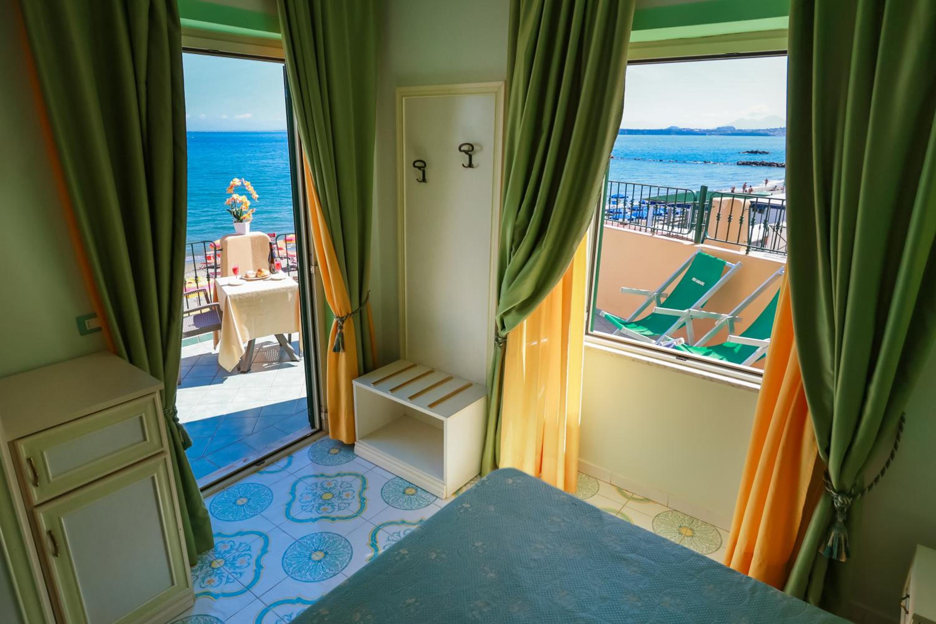 Double Room with Terrace - Sea View - Photo 4