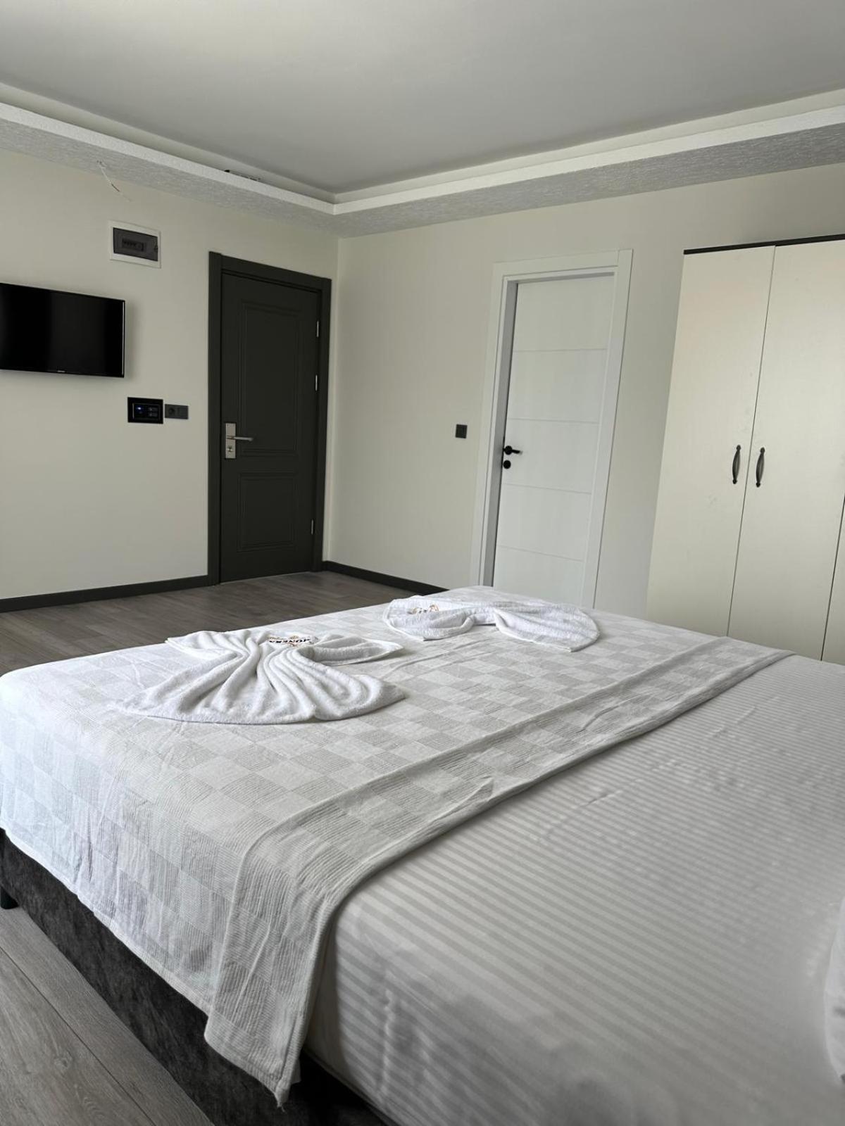 Deluxe Double Room photo 2