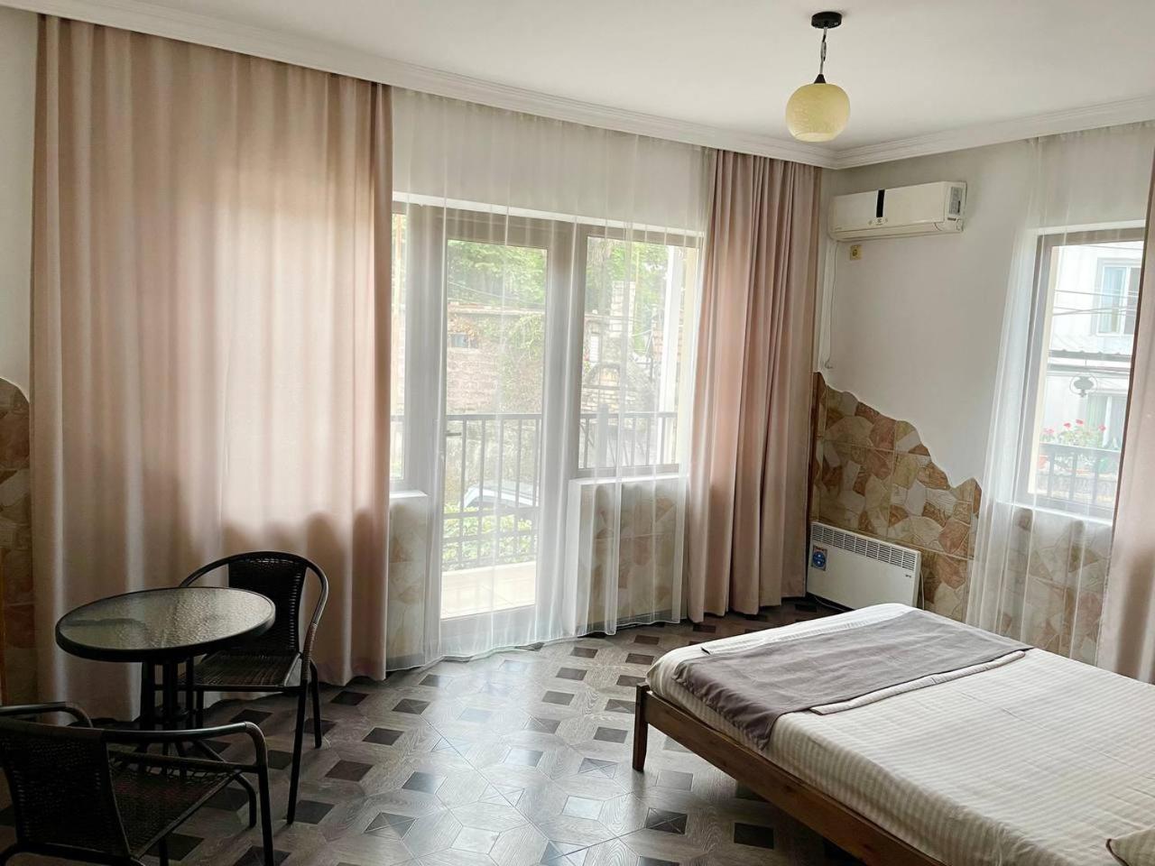 Budget Double Room photo 1