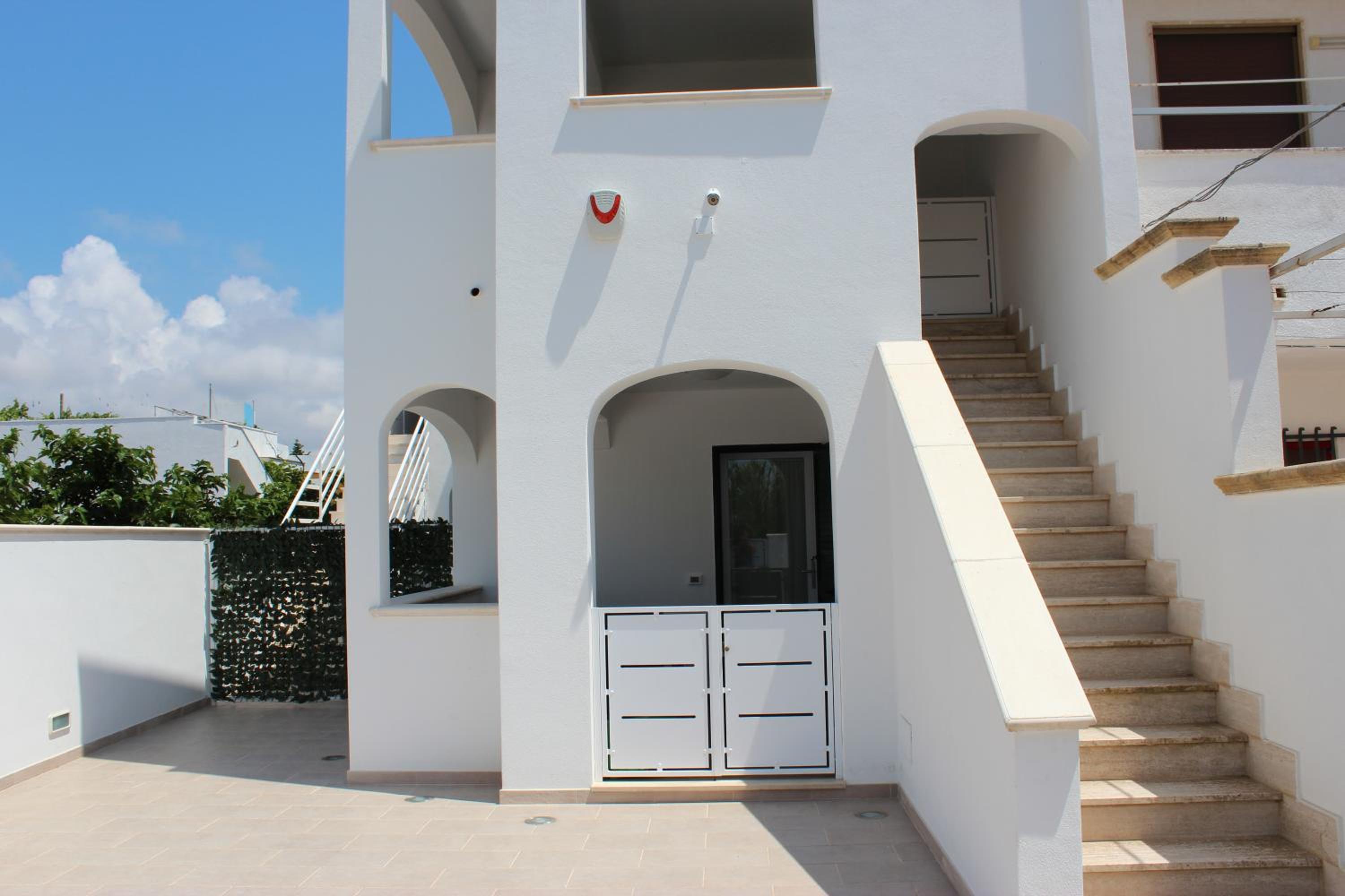 One-Bedroom House photo 3