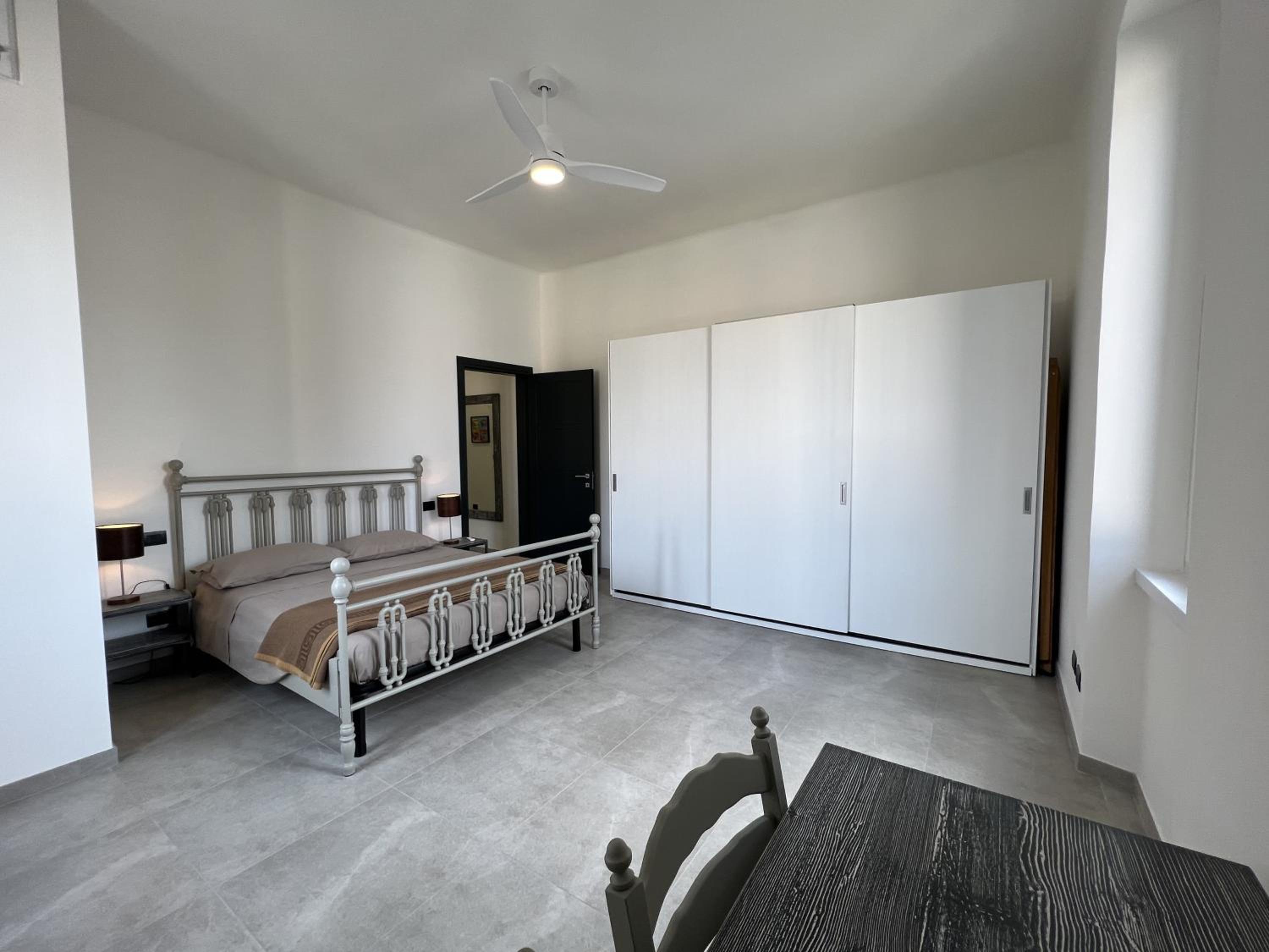 One-bedroom Loft Apartment 