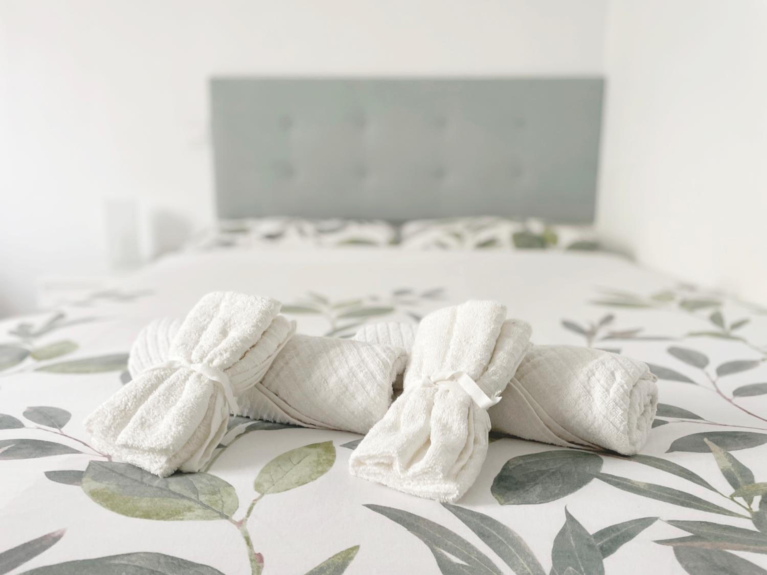 Apartamento de tres habitaciones con balcón