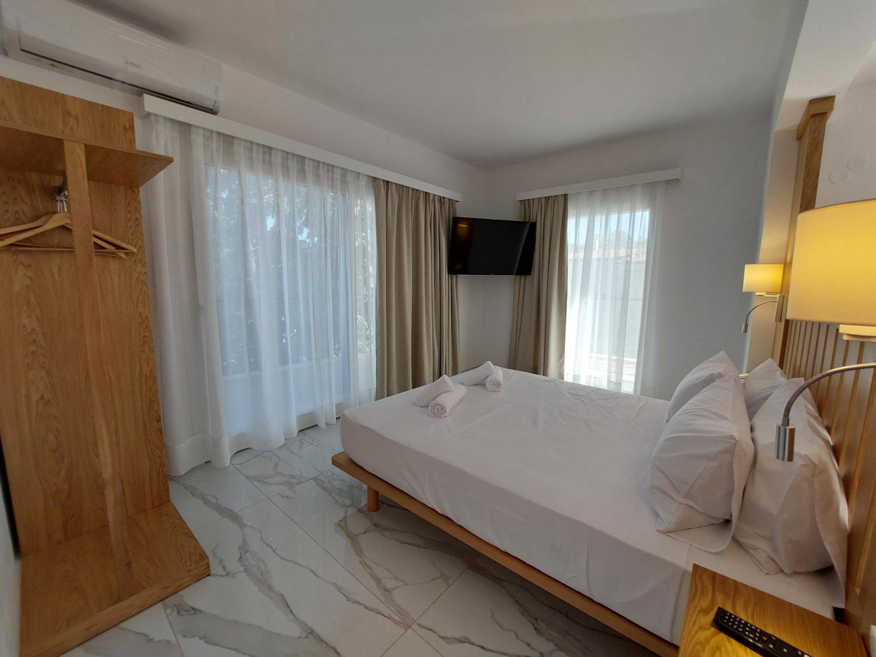 Suite with Sea View
