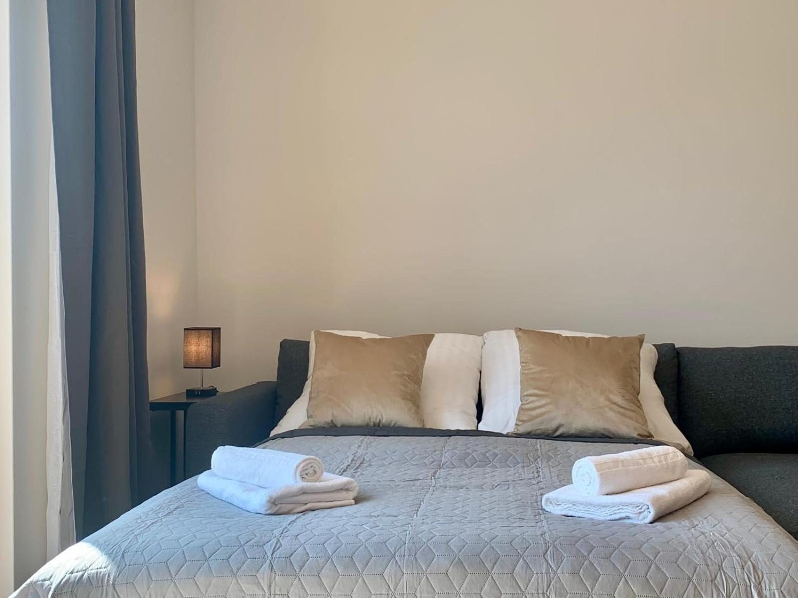 Two-Bedroom Apartment with Balcony photo 1