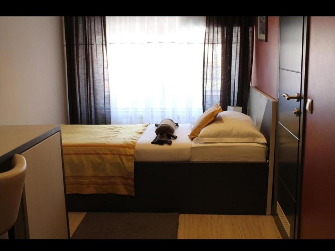 Single Room with Shower