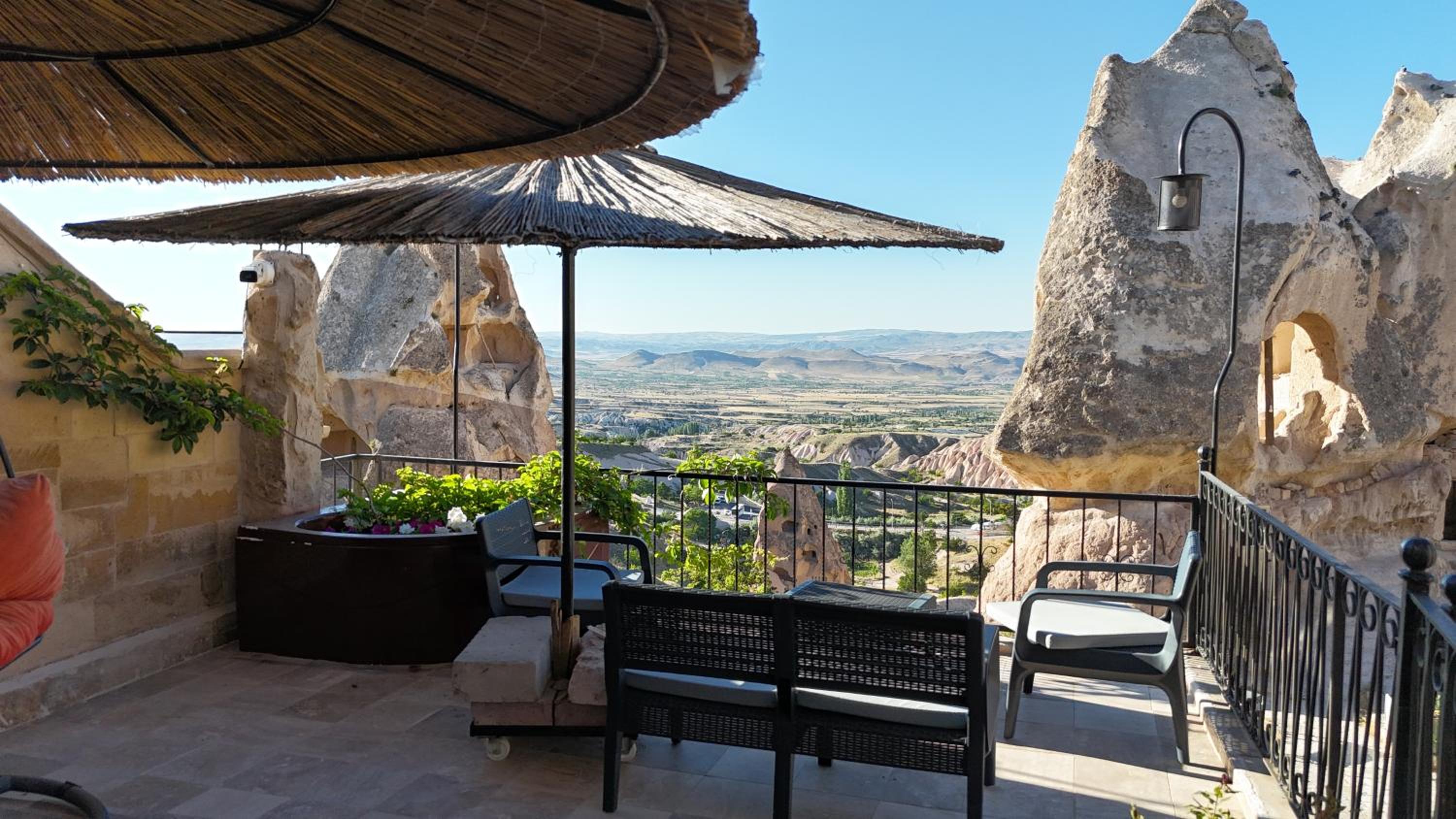 Panoramic Suite - Photo 10