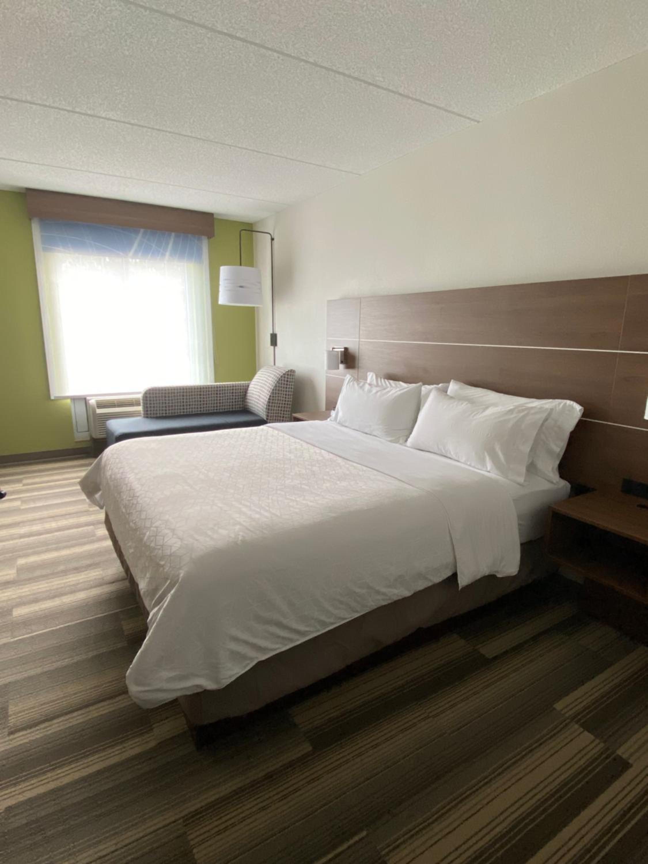 Standard Room - Photo 1