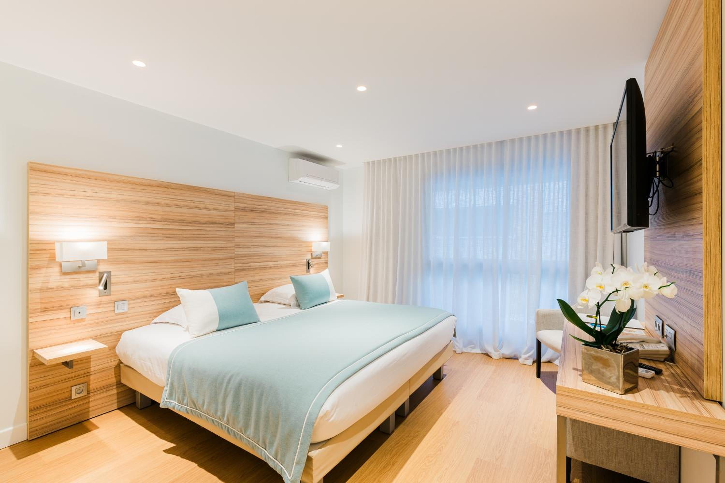 Classic Double Room - Photo 1