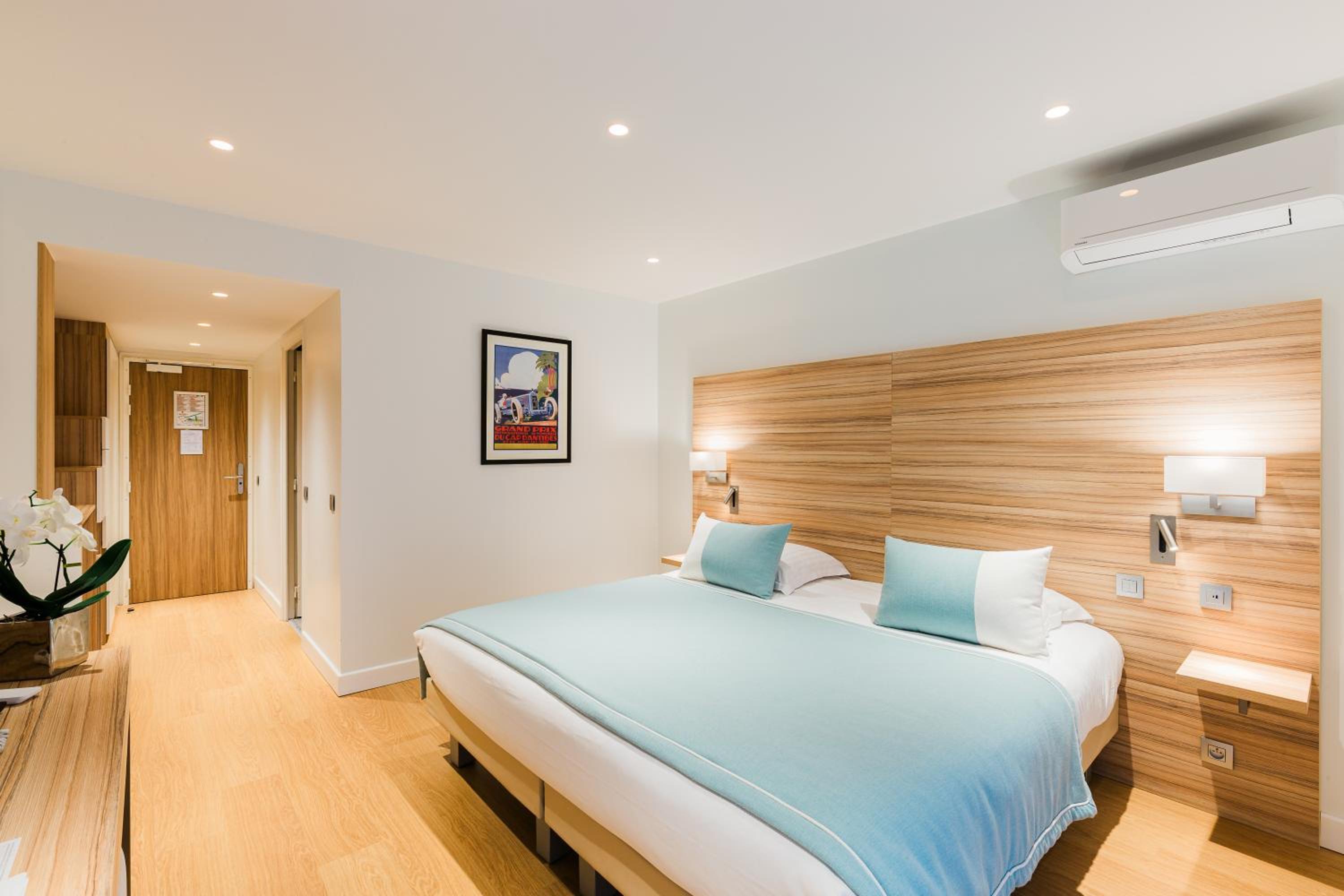 Classic Double Room - Photo 7