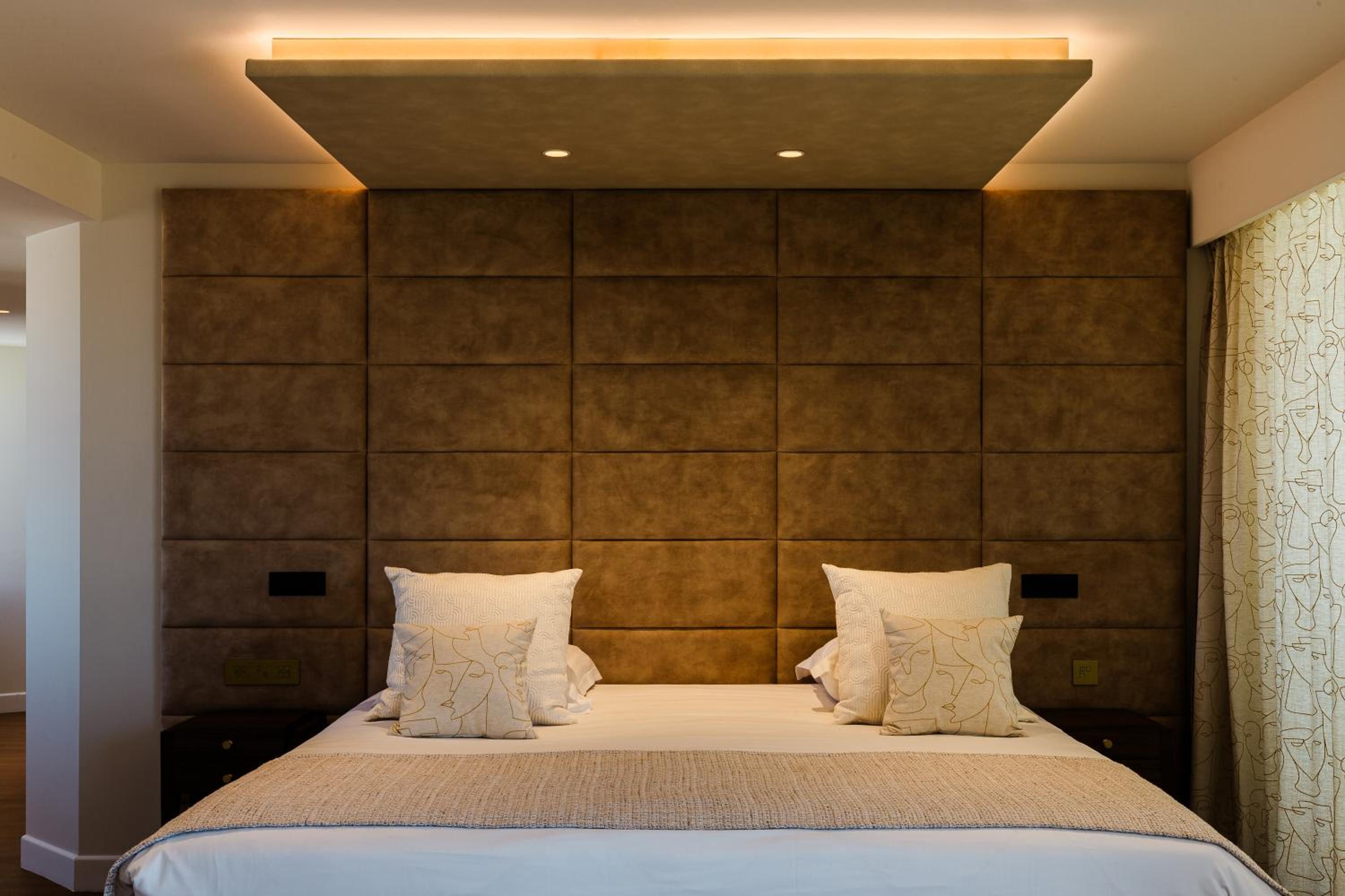 Junior Suite with Sea View - Photo 3