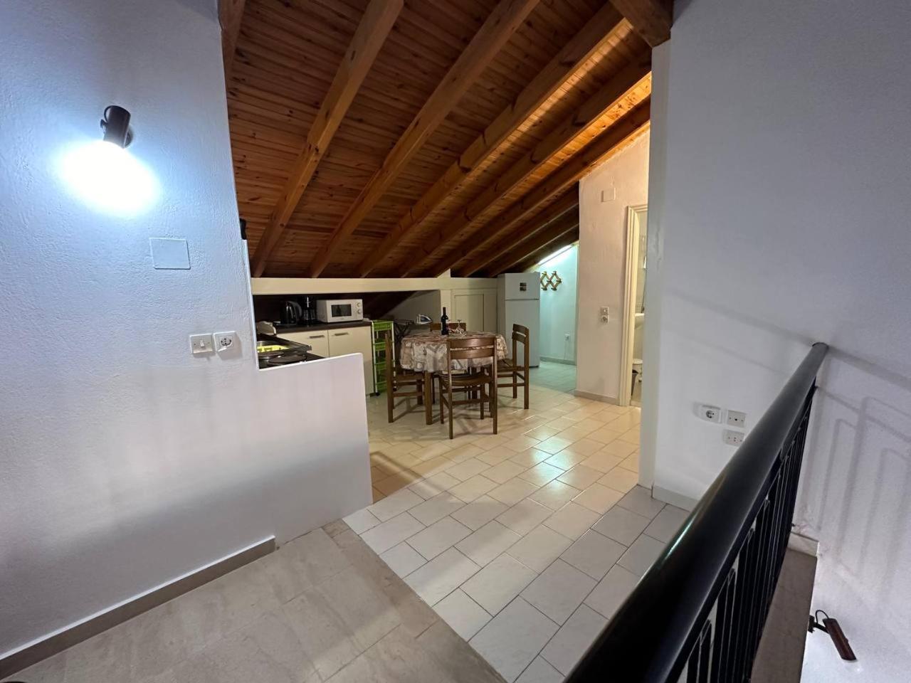 Two-Bedroom Apartment with Sea View photo 2