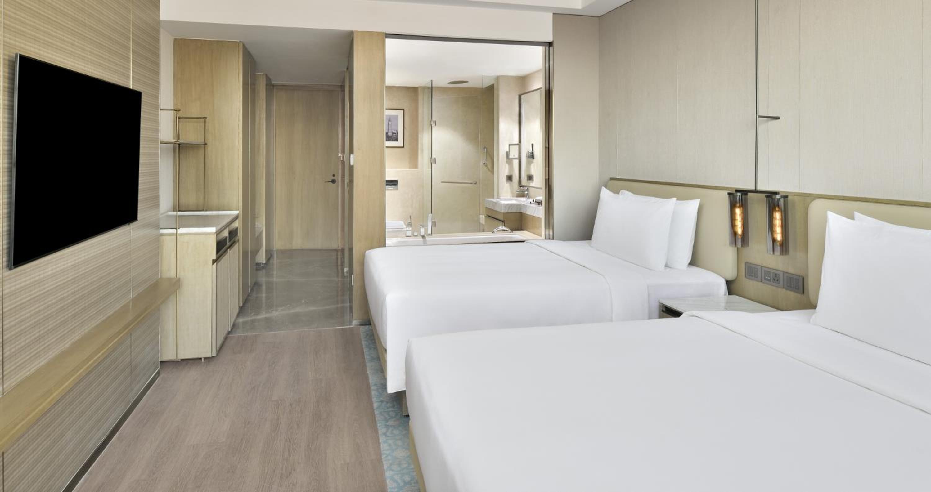 Twin Room with City View - 10% discount on Food and Soft Beverage, Spa and Airport Transfers