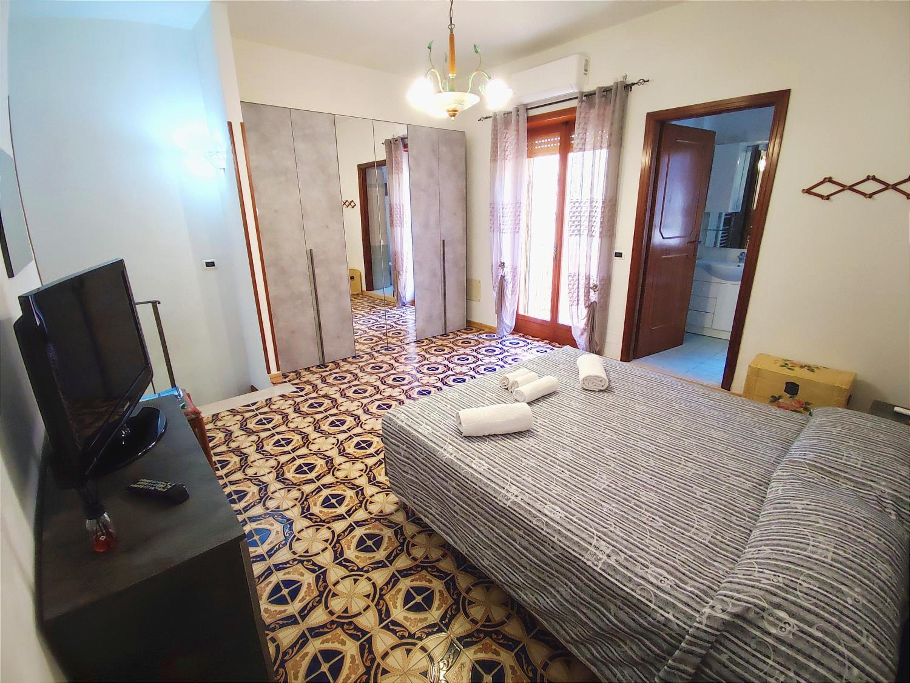 One-Bedroom House photo 3
