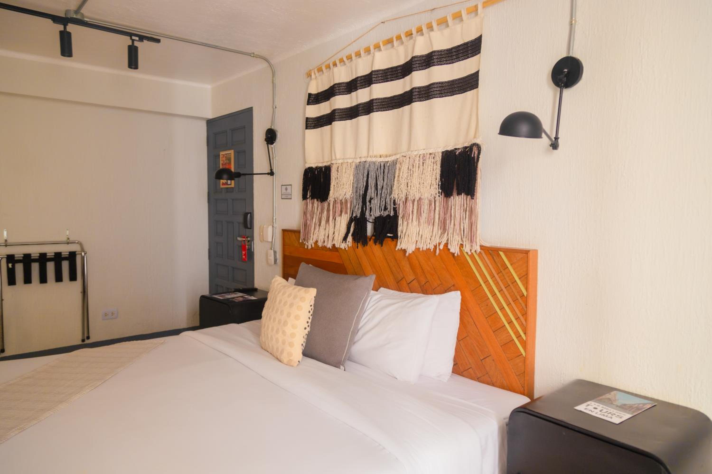 Economy Double Room with Private Bathroom