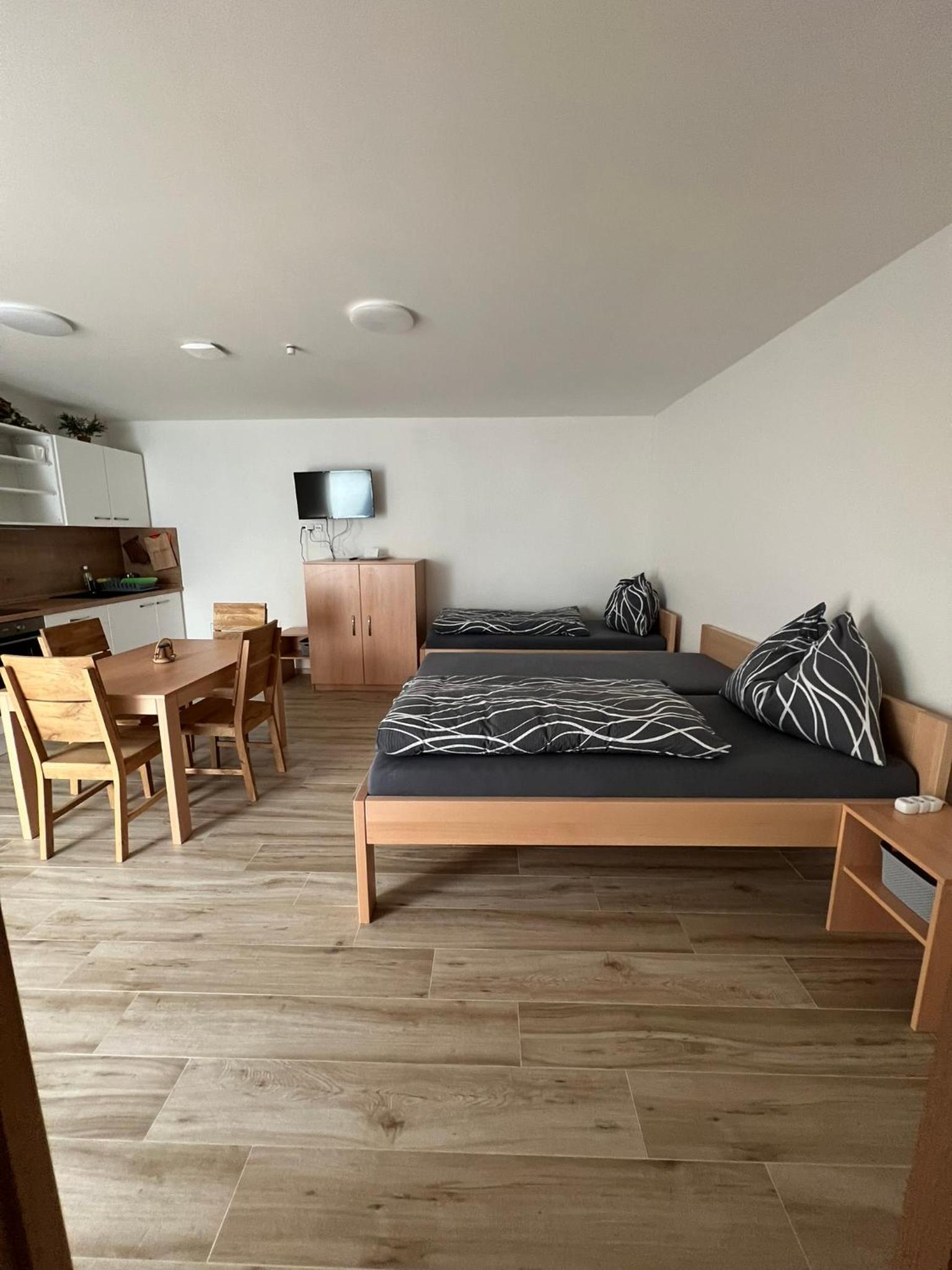 Triple Room with Bathroom photo 2