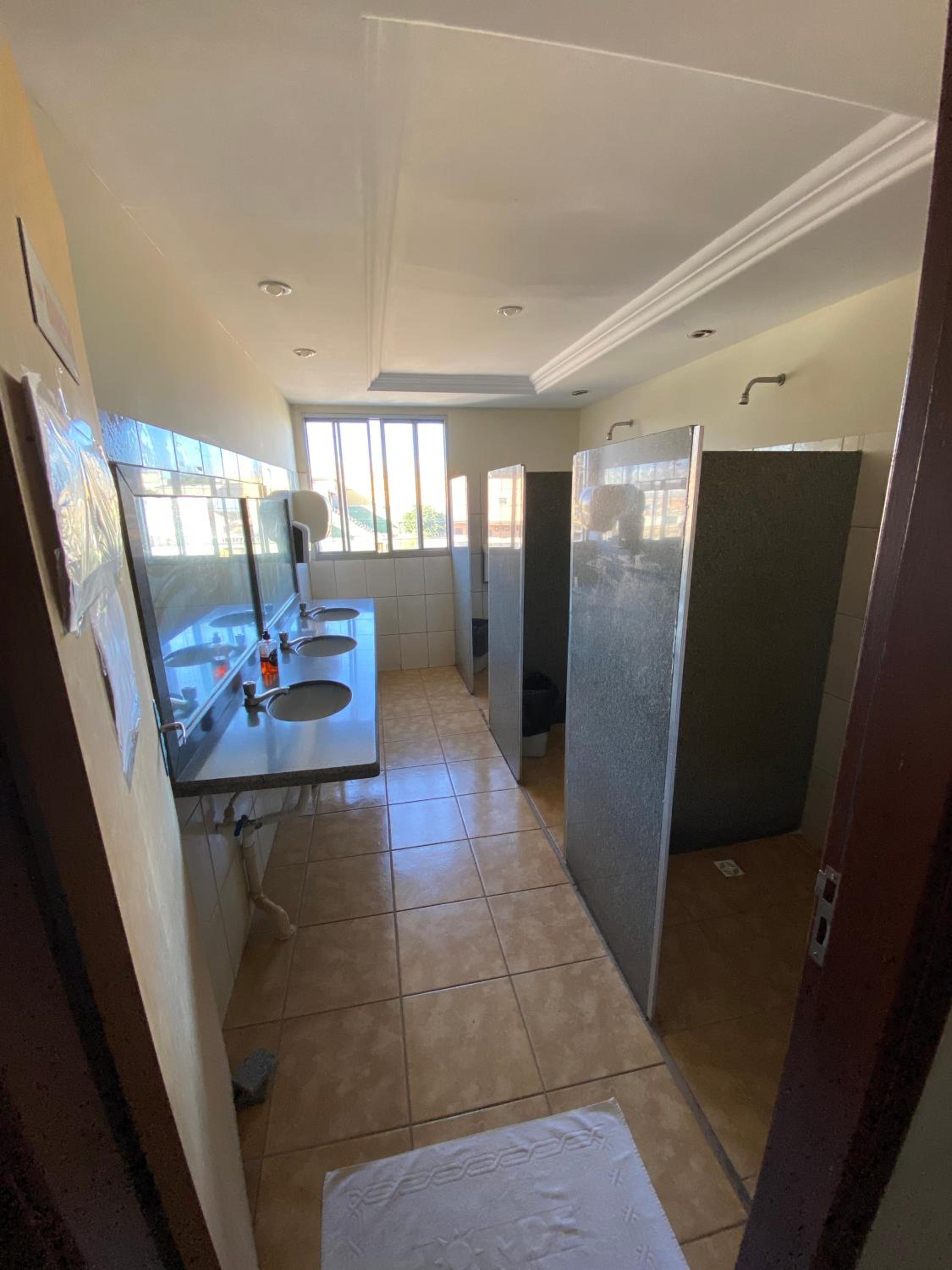 Basic Triple Room with Shared Bathroom photo 2