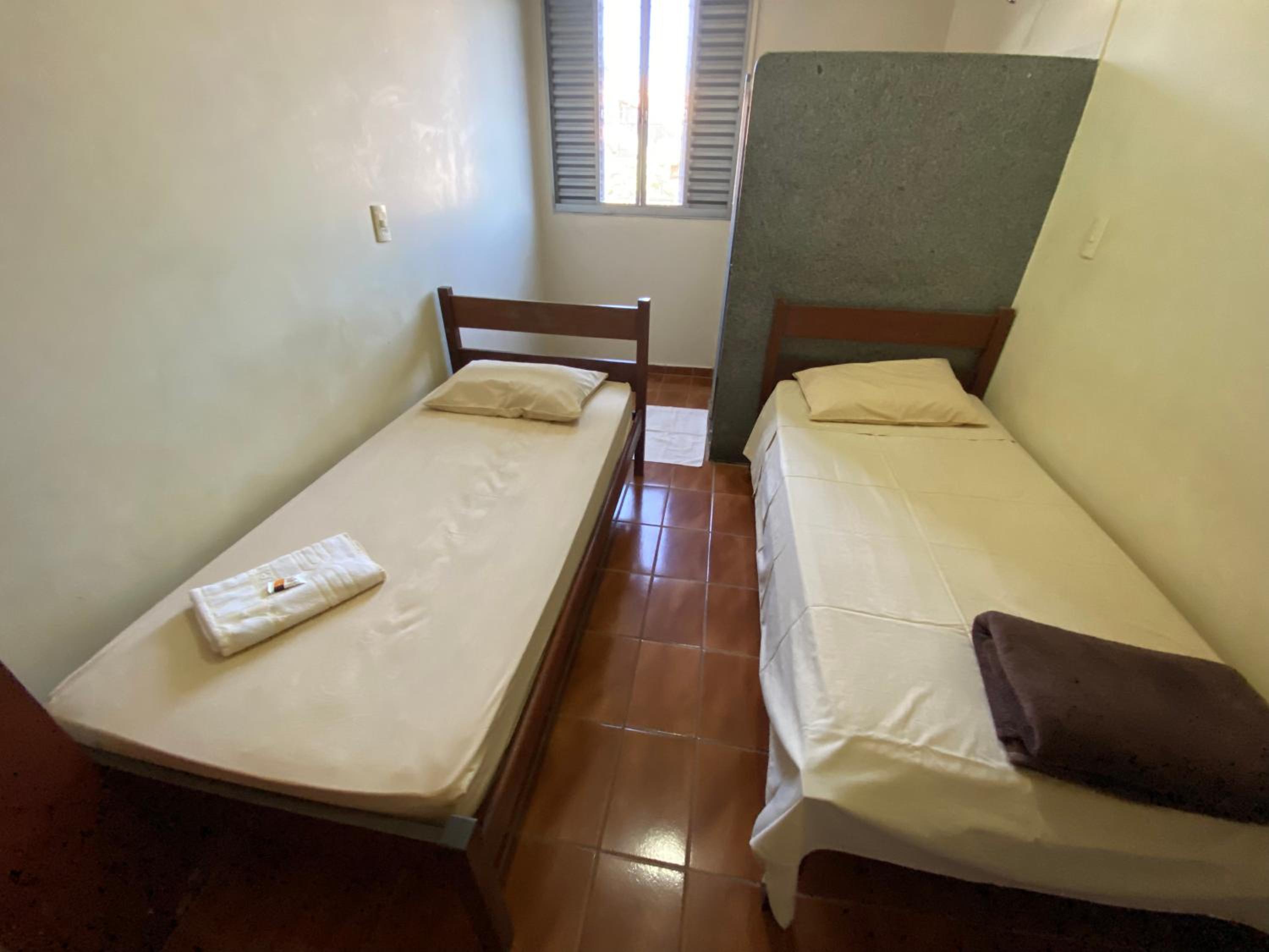 Economy Twin Room photo 1
