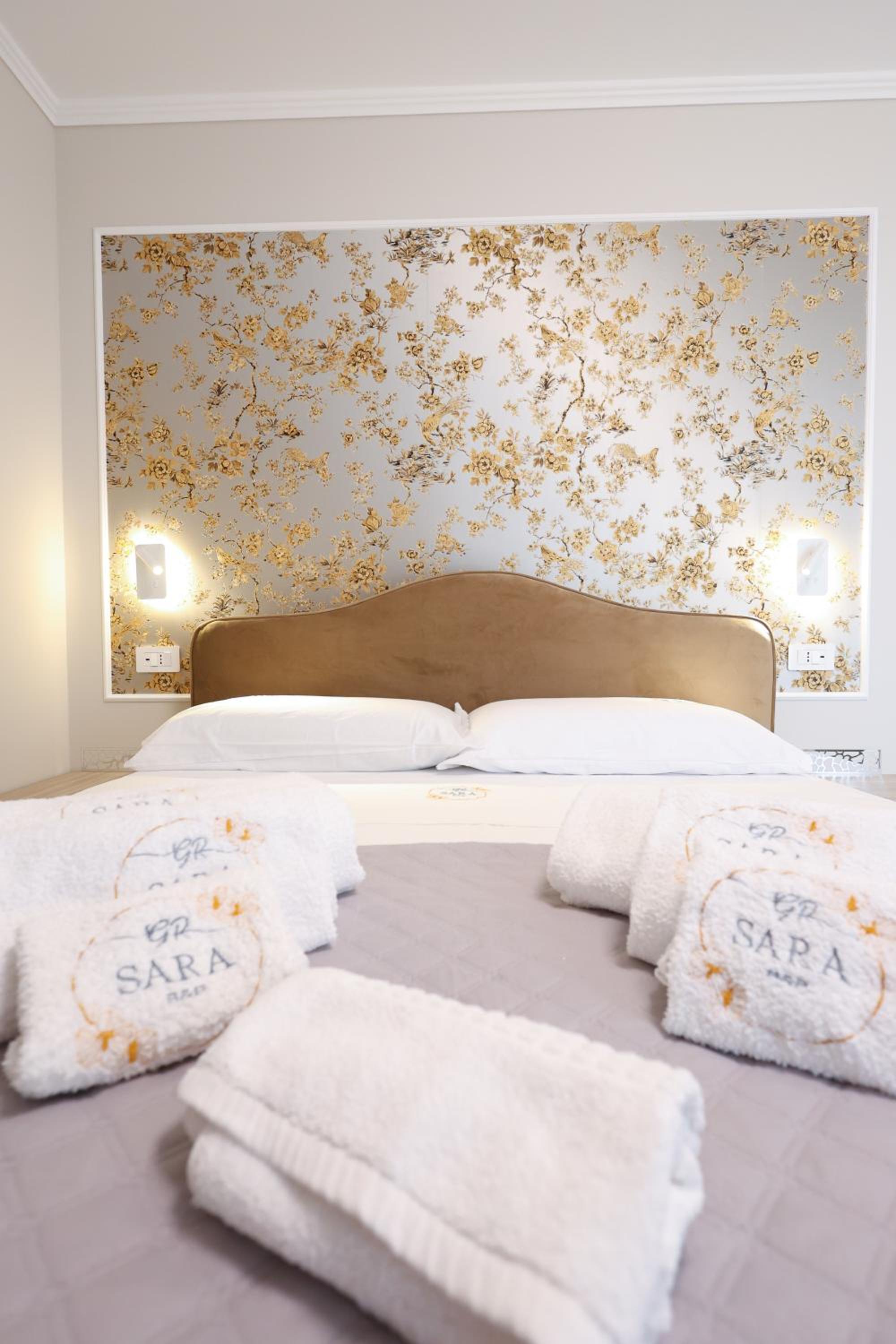 Deluxe Double Room with Balcony and Sea View