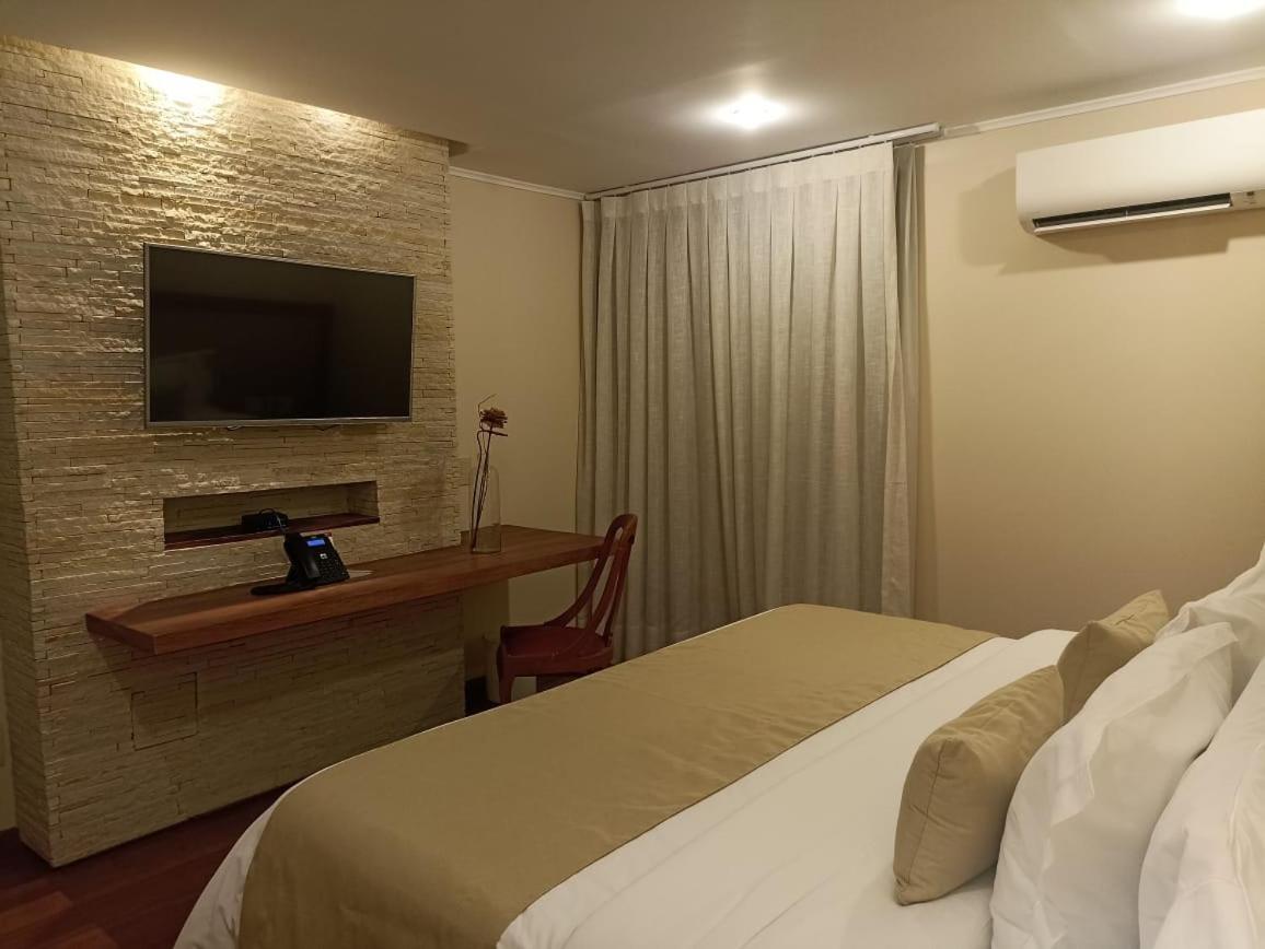 Standard Double or Twin Room photo 1