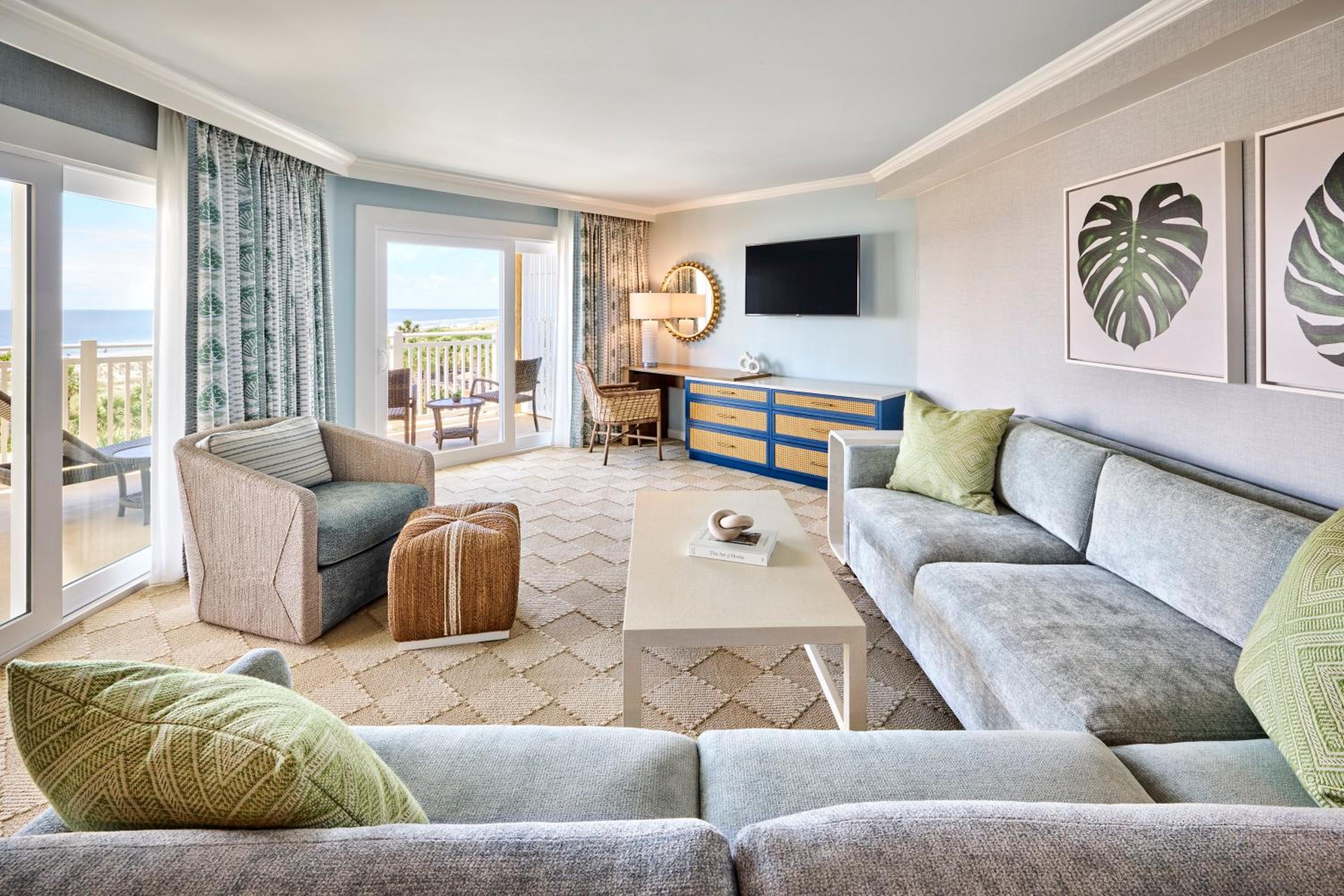 Luxury Oceanfront King Suite