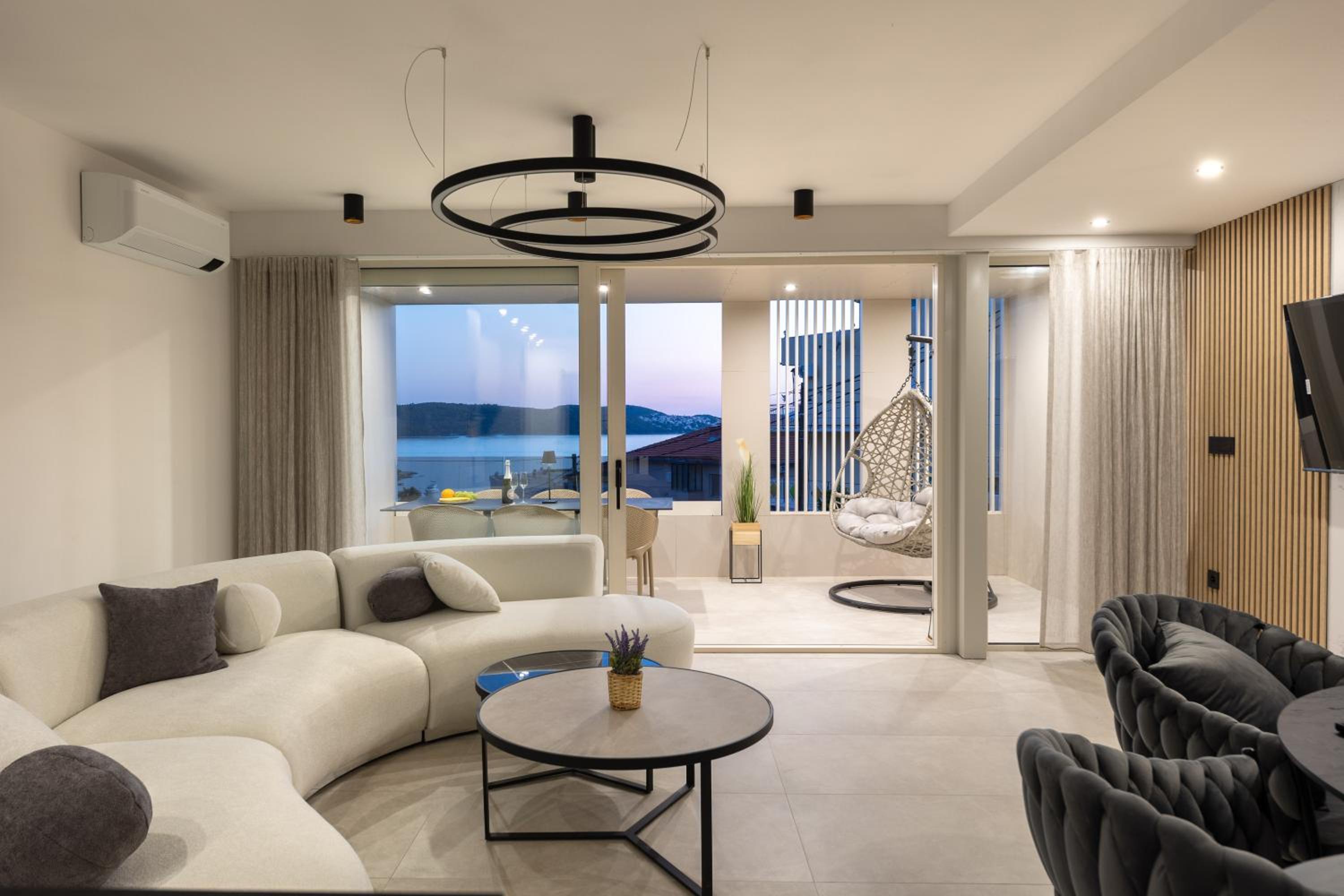 Three-Bedroom Superior Apartment