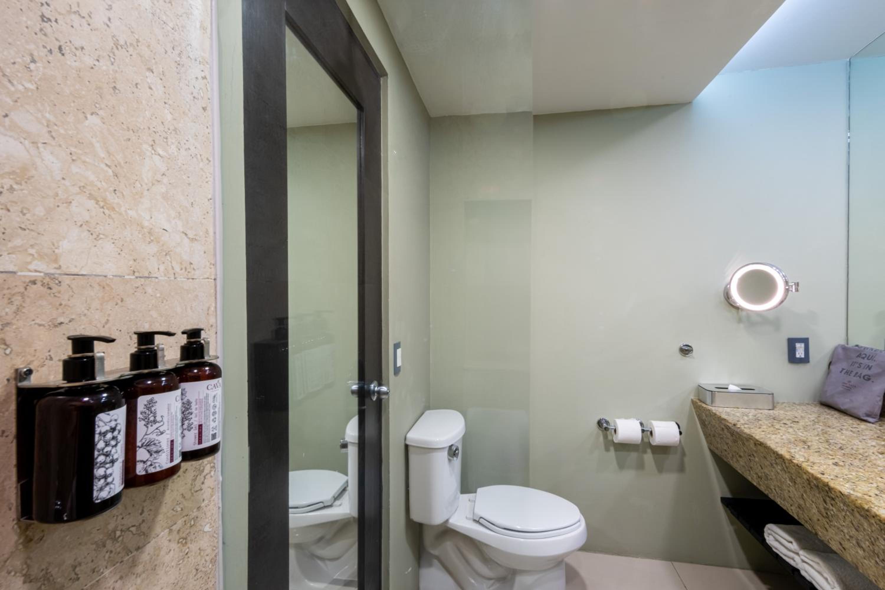 Premium Room - Photo 4