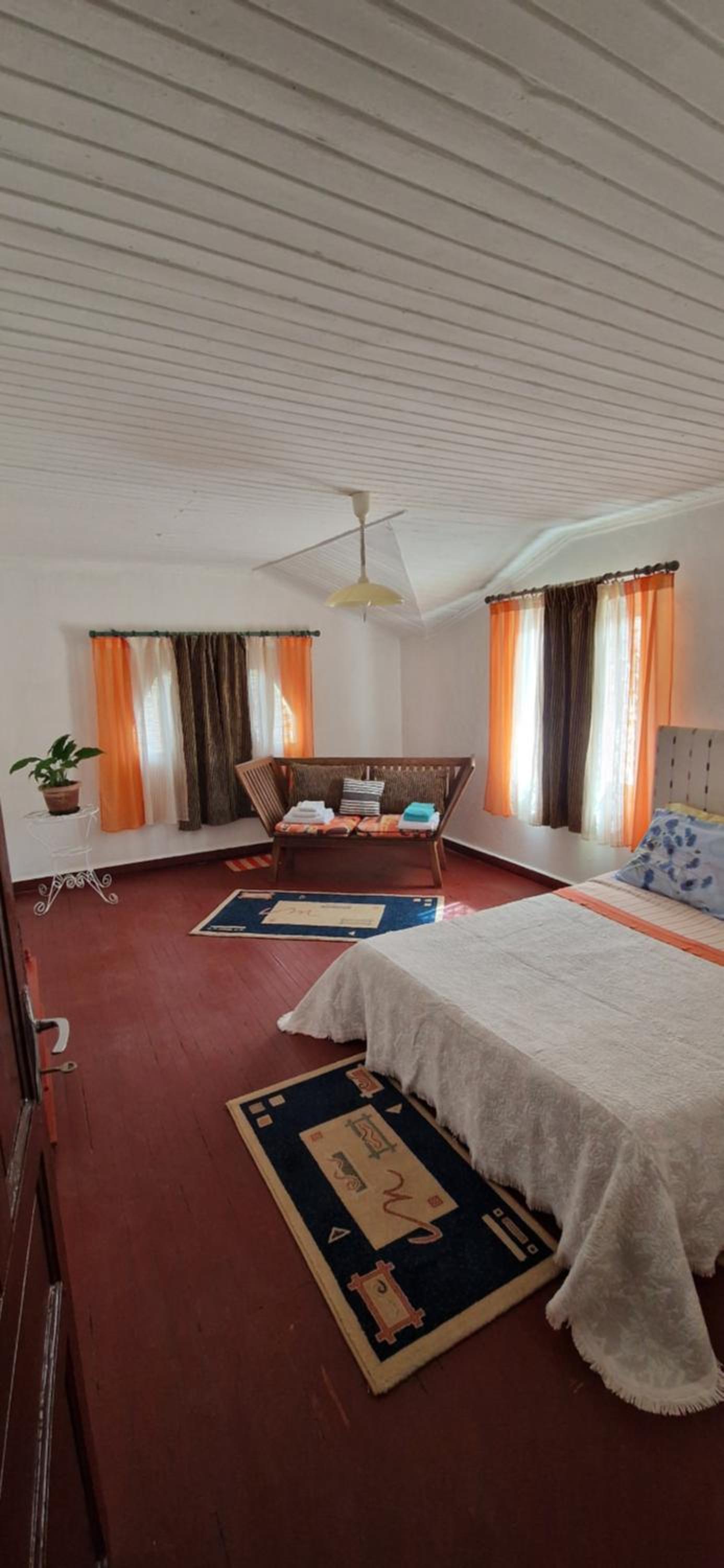 Double Room With Shared Bathroom photo 1