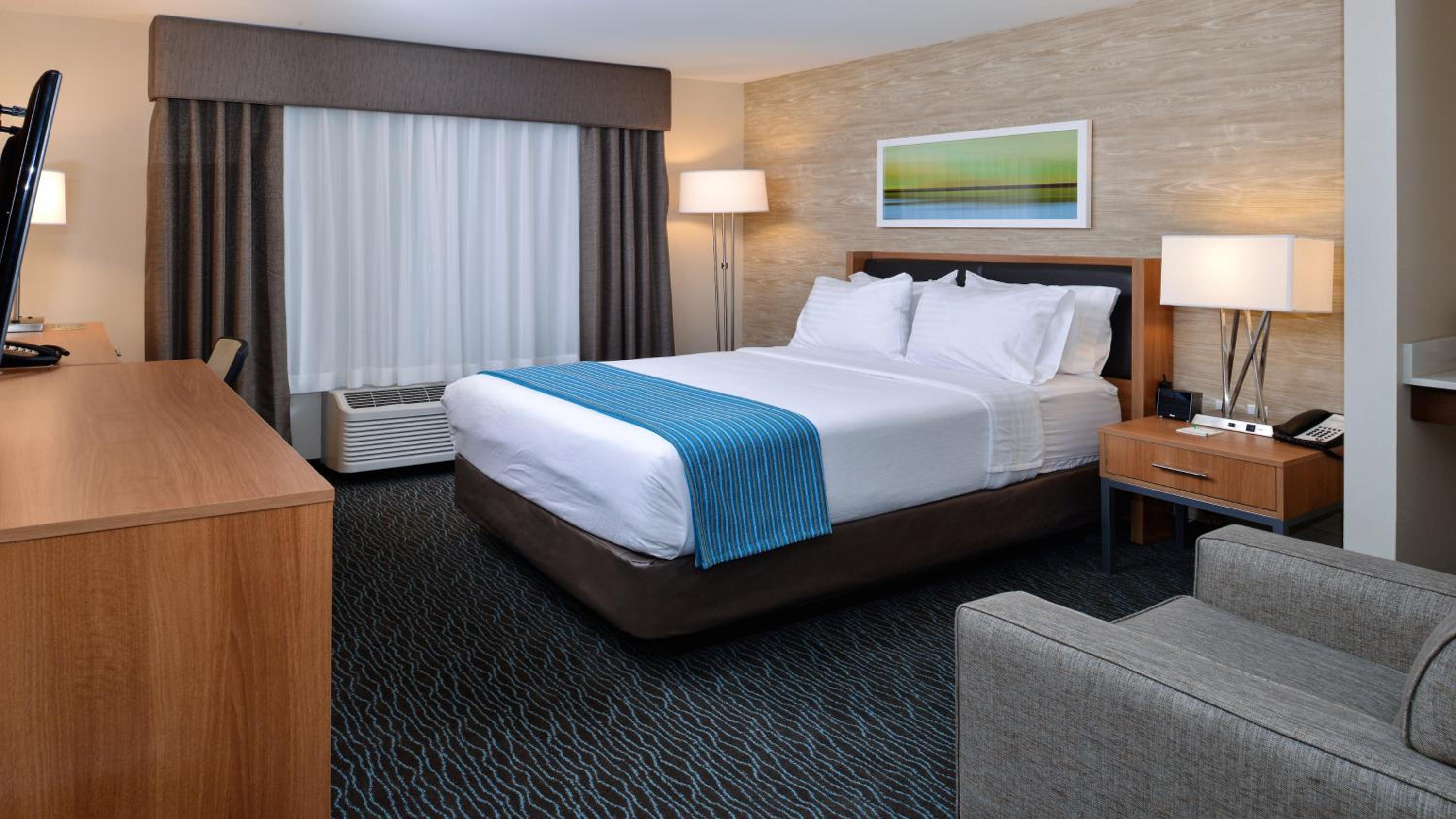 Superior King Room photo 1