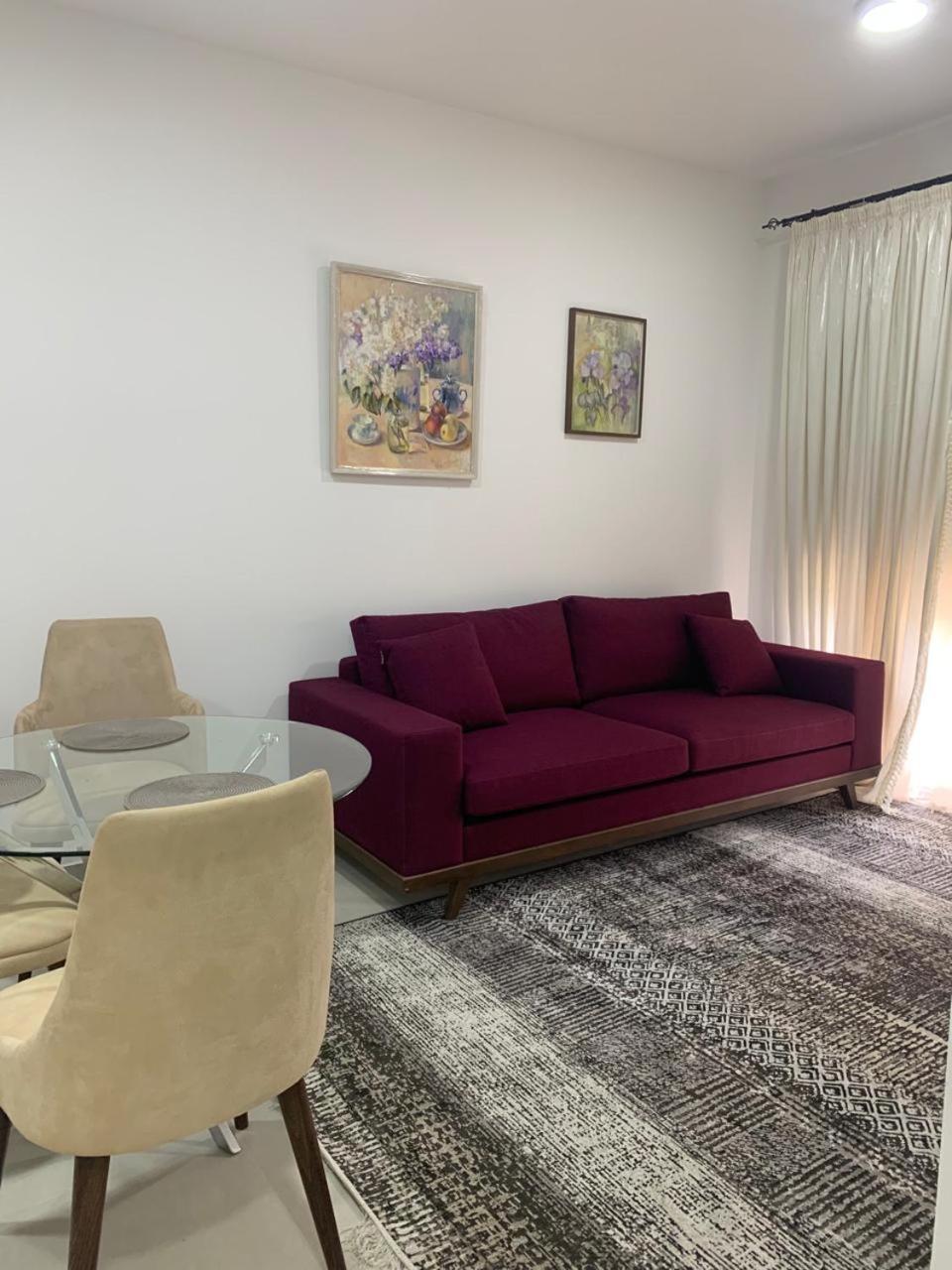 One-Bedroom Apartment photo 3