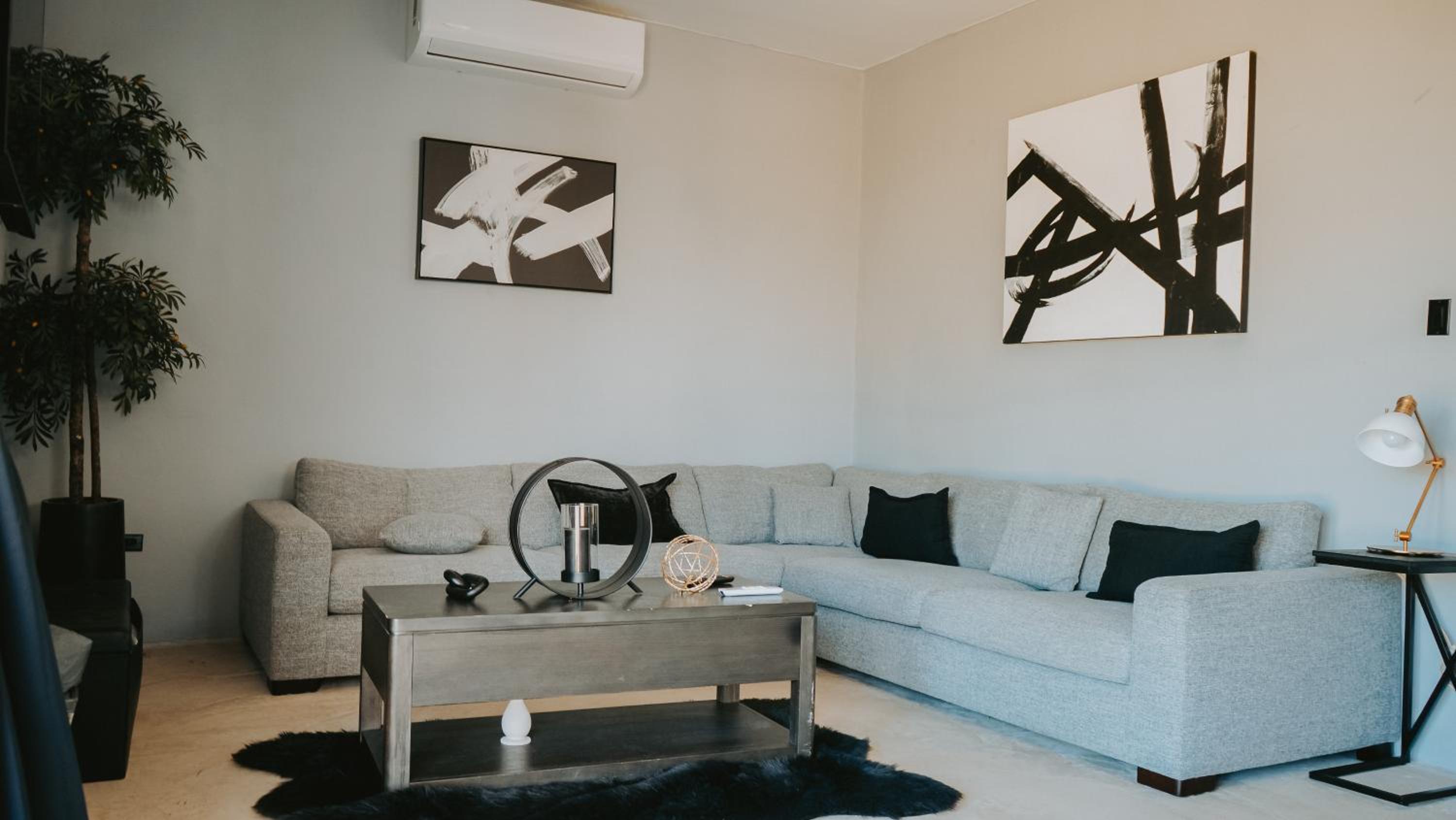 Deluxe Family Suite photo 1