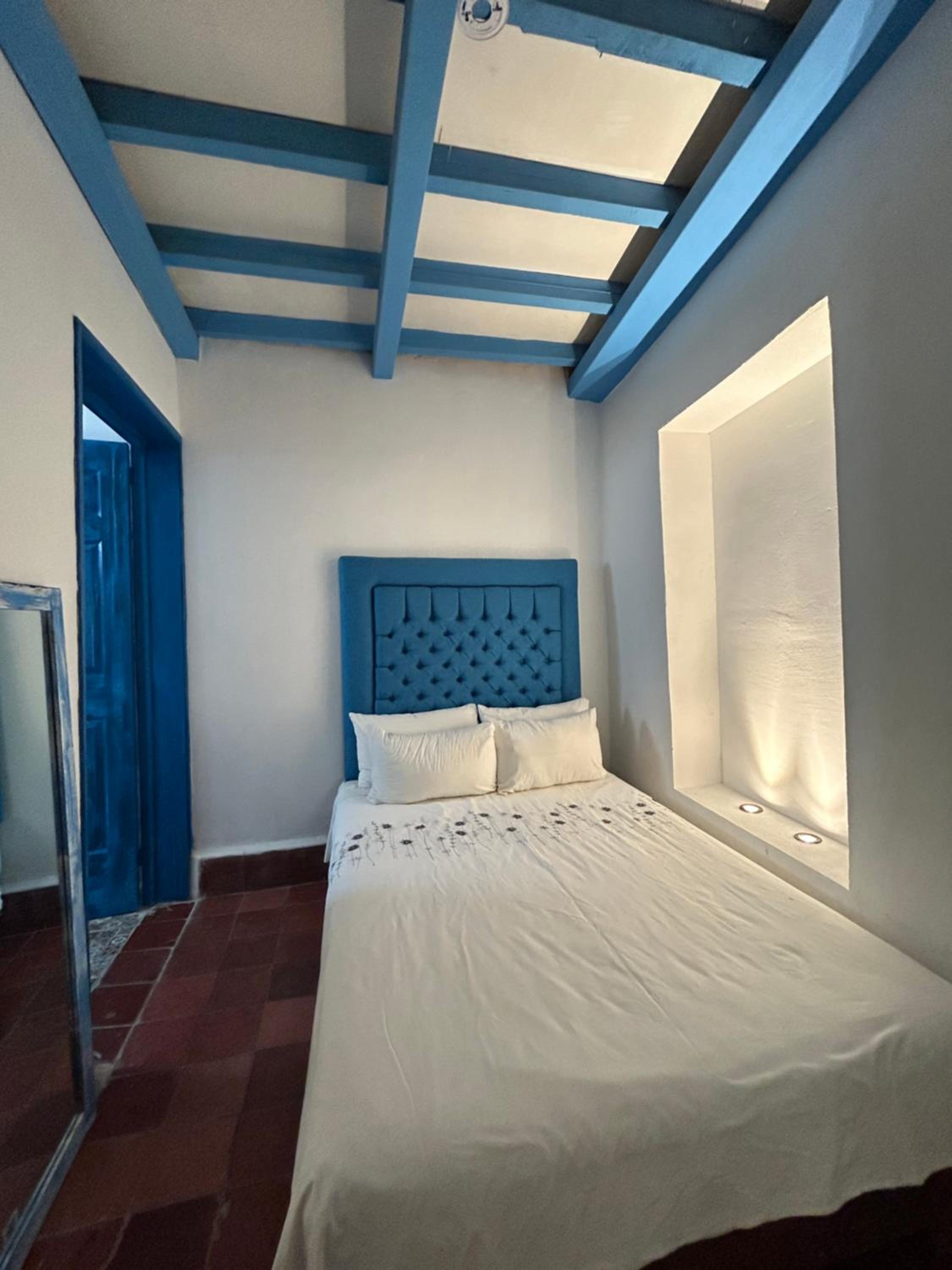 Twin Room with Private External Bathroom - Photo 5