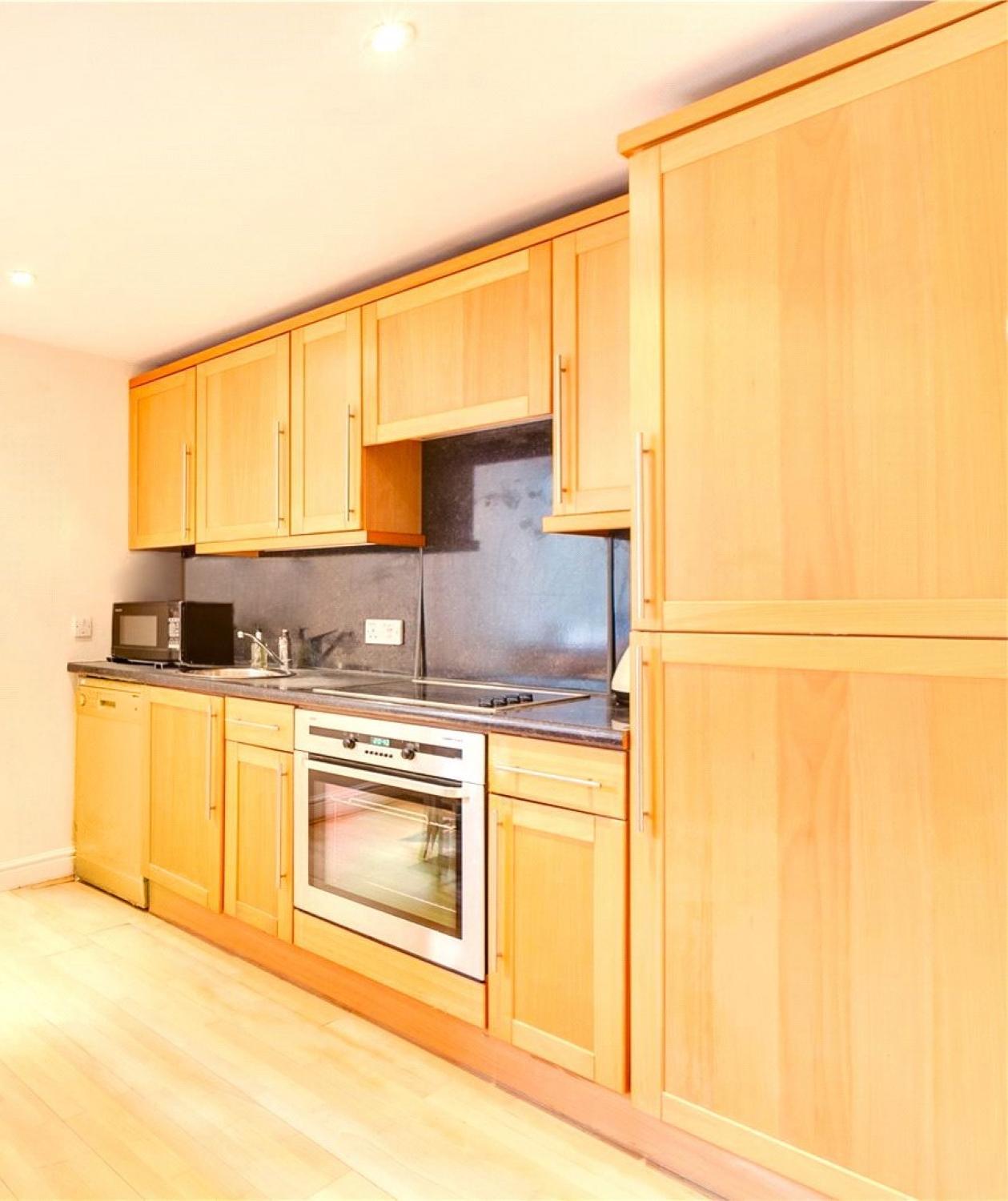 Deluxe Apartment photo 2