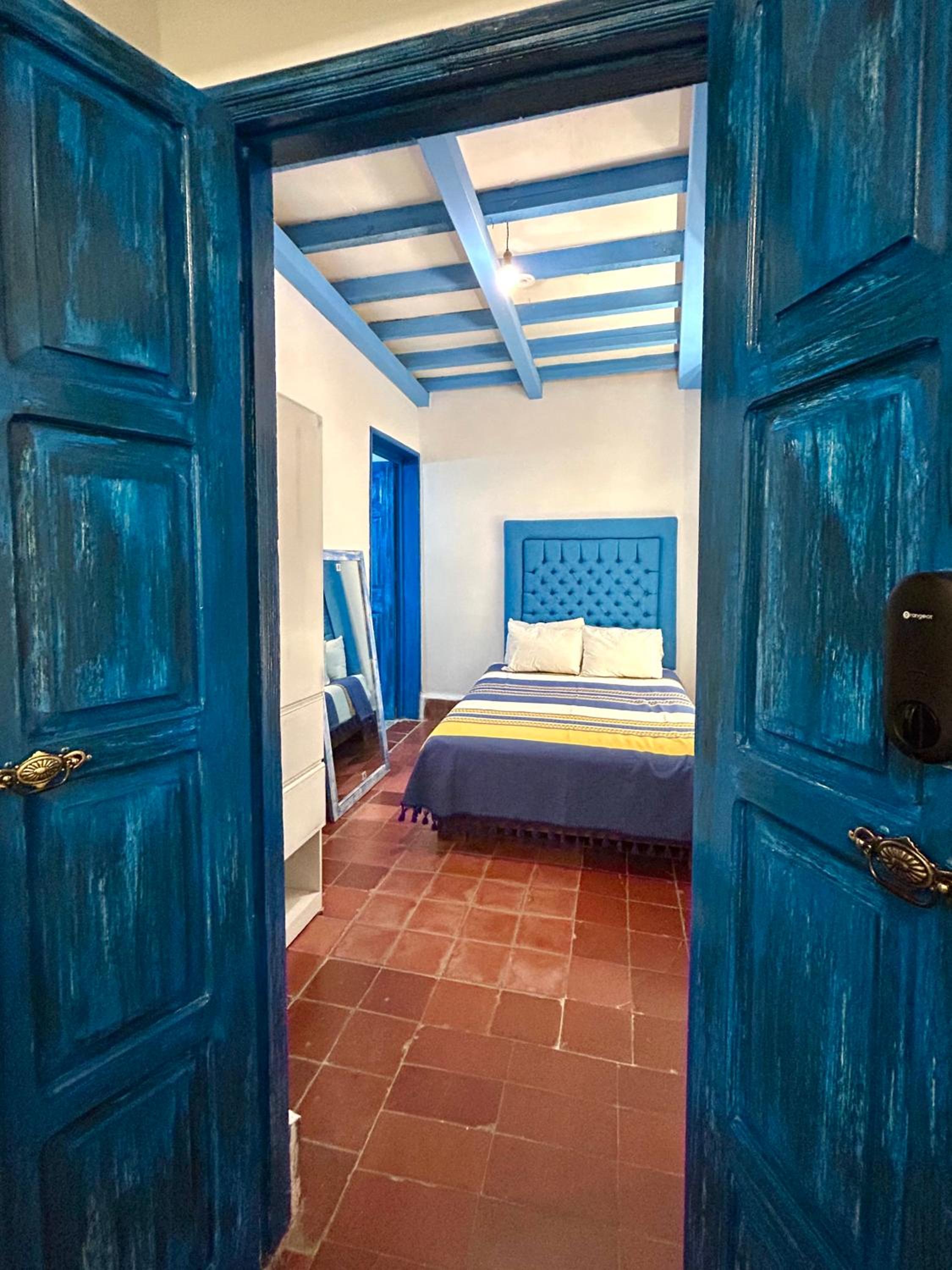 Twin Room with Private External Bathroom - Photo 1