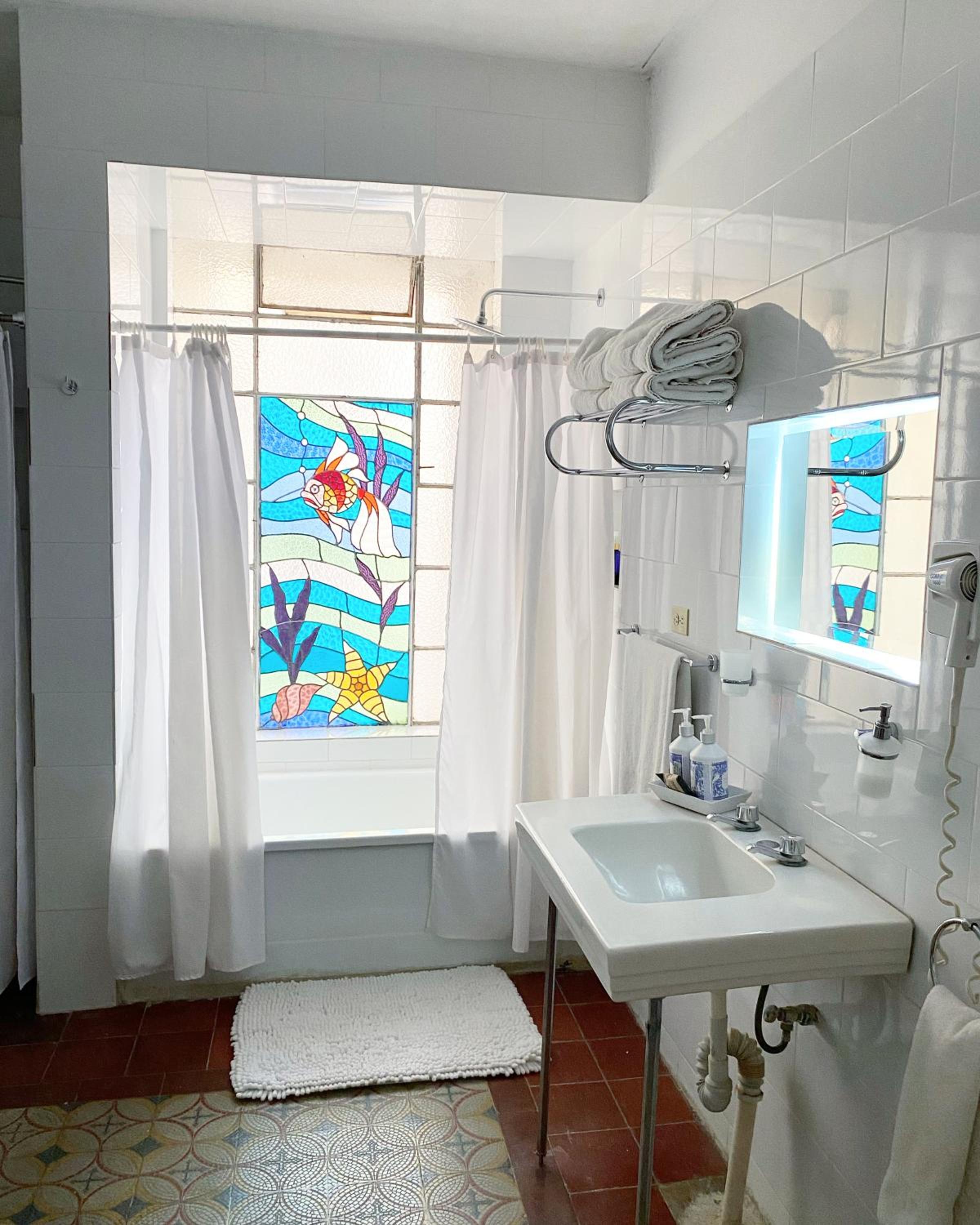 Triple Room with Balcony - Photo 5