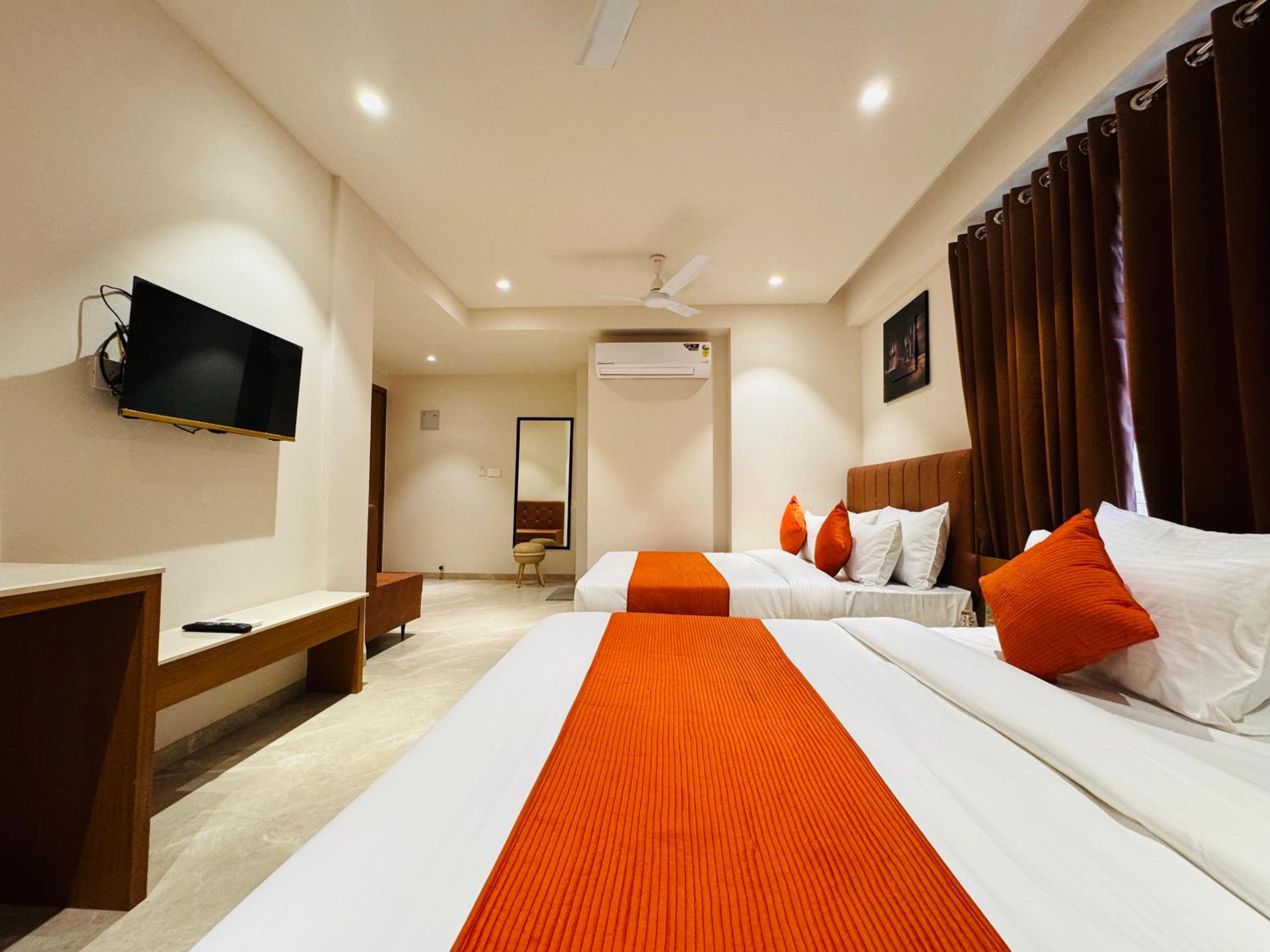 Deluxe Quadruple Room photo 3