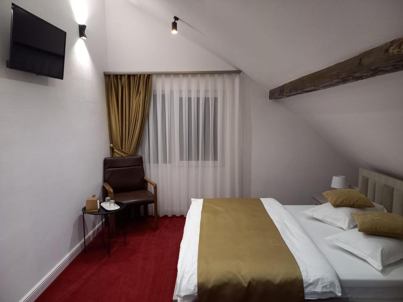 Double Room photo 1