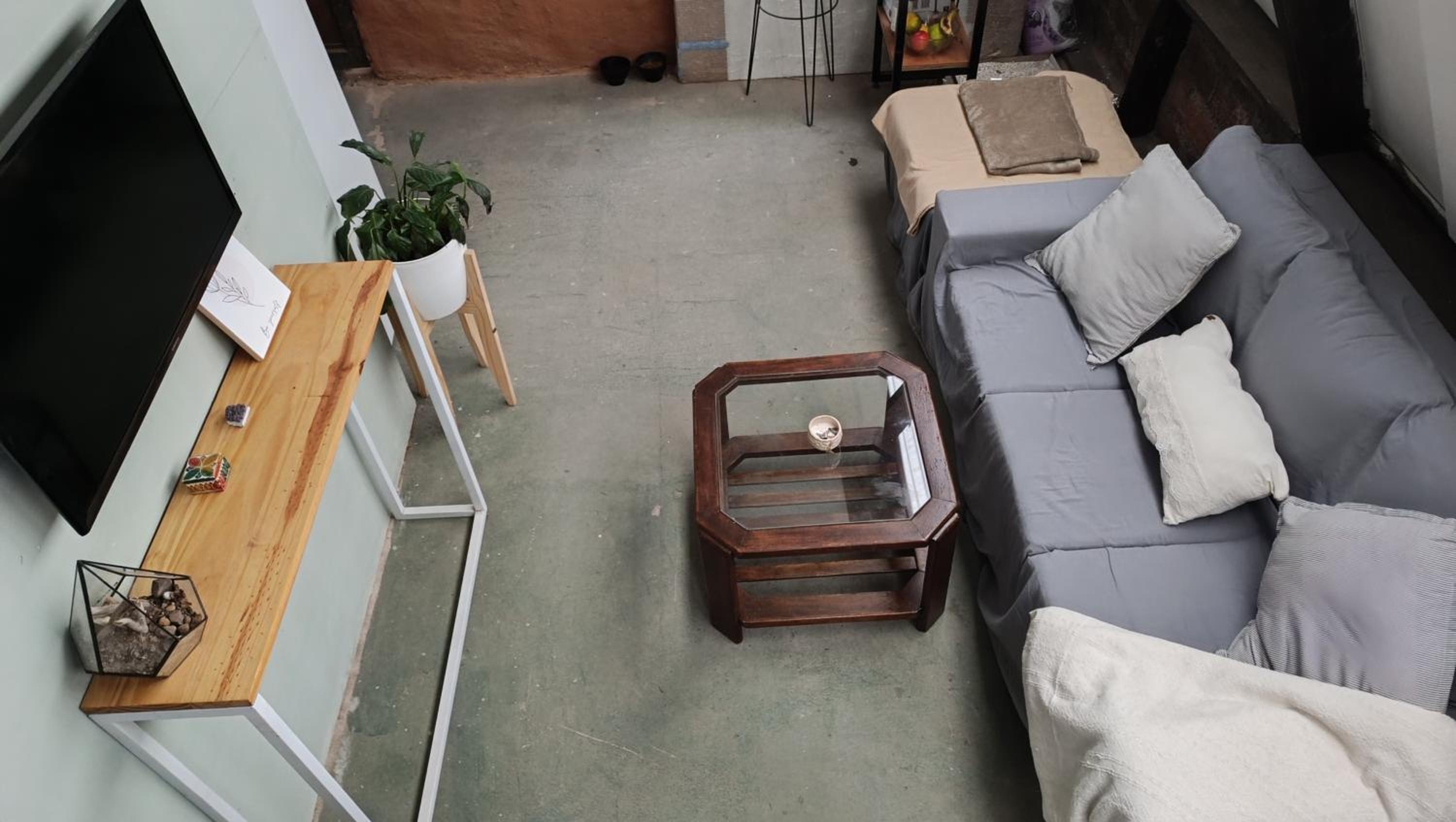 One-Bedroom House photo 2