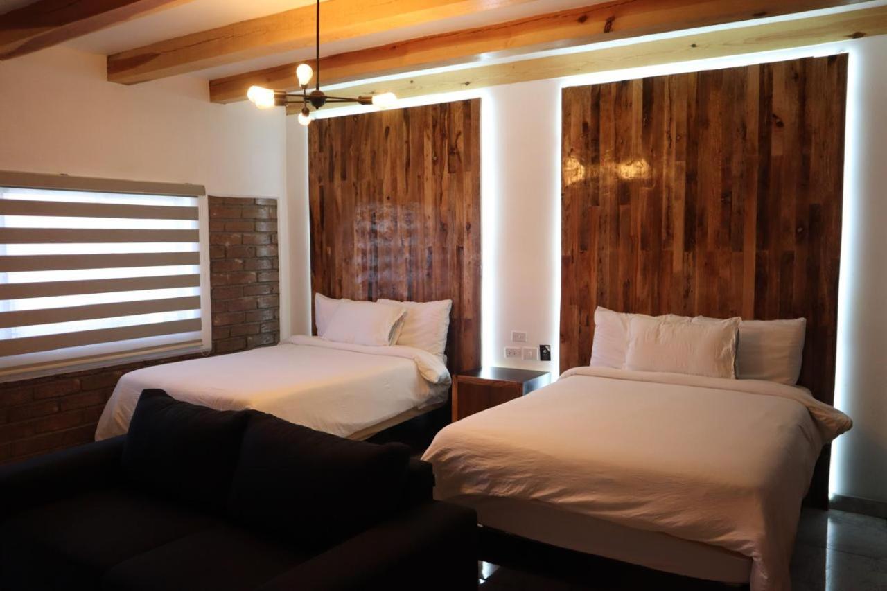 Deluxe Twin Room - Photo 2