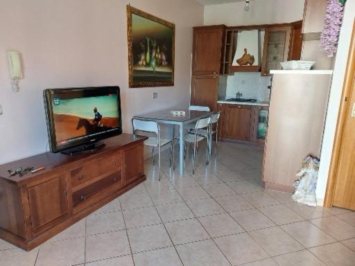 Two-Bedroom Apartment photo 3